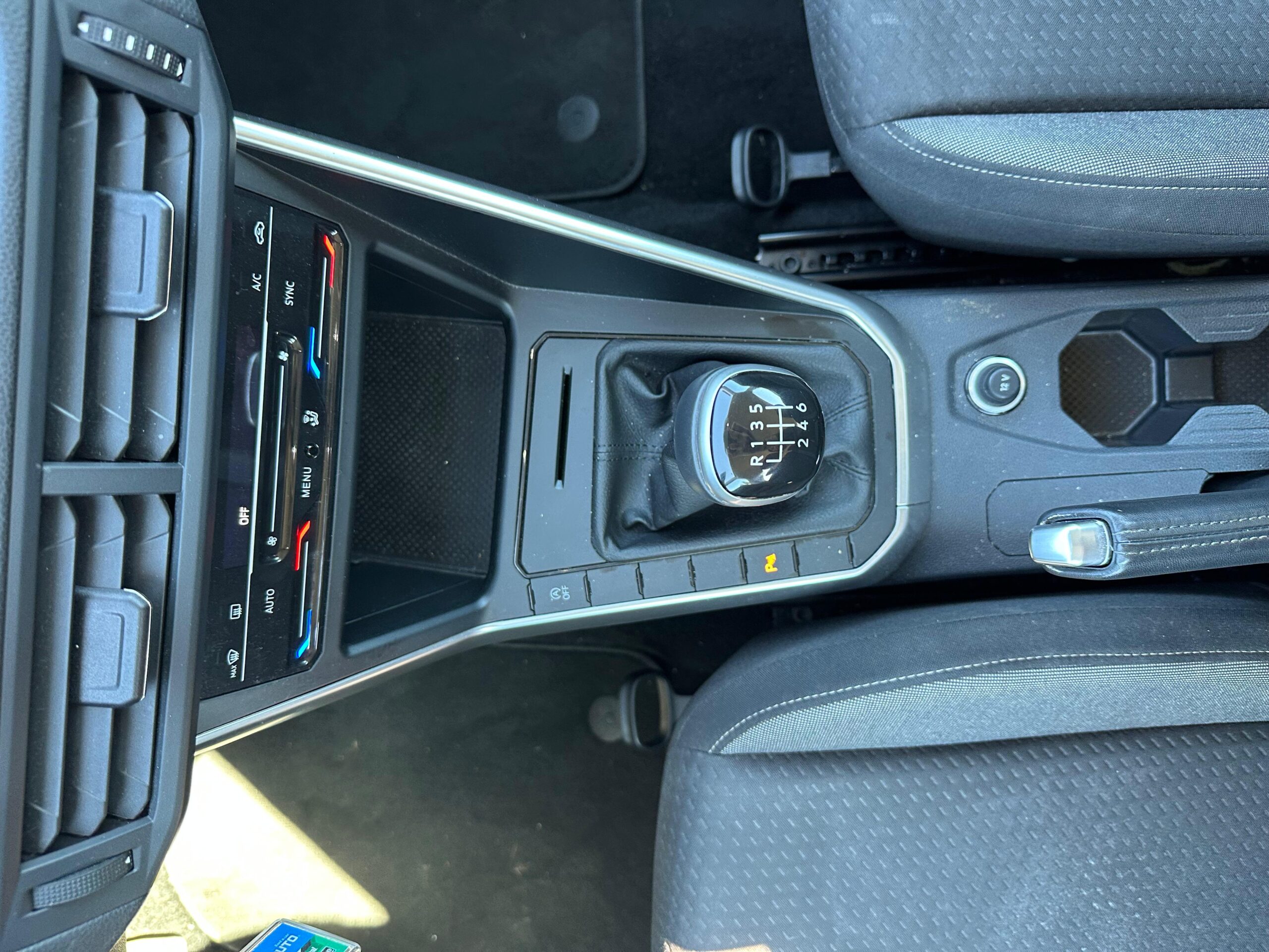 VOLKSWAGEN TAIGO 1.0 TSI 115 BVM6 LIFE – 5P