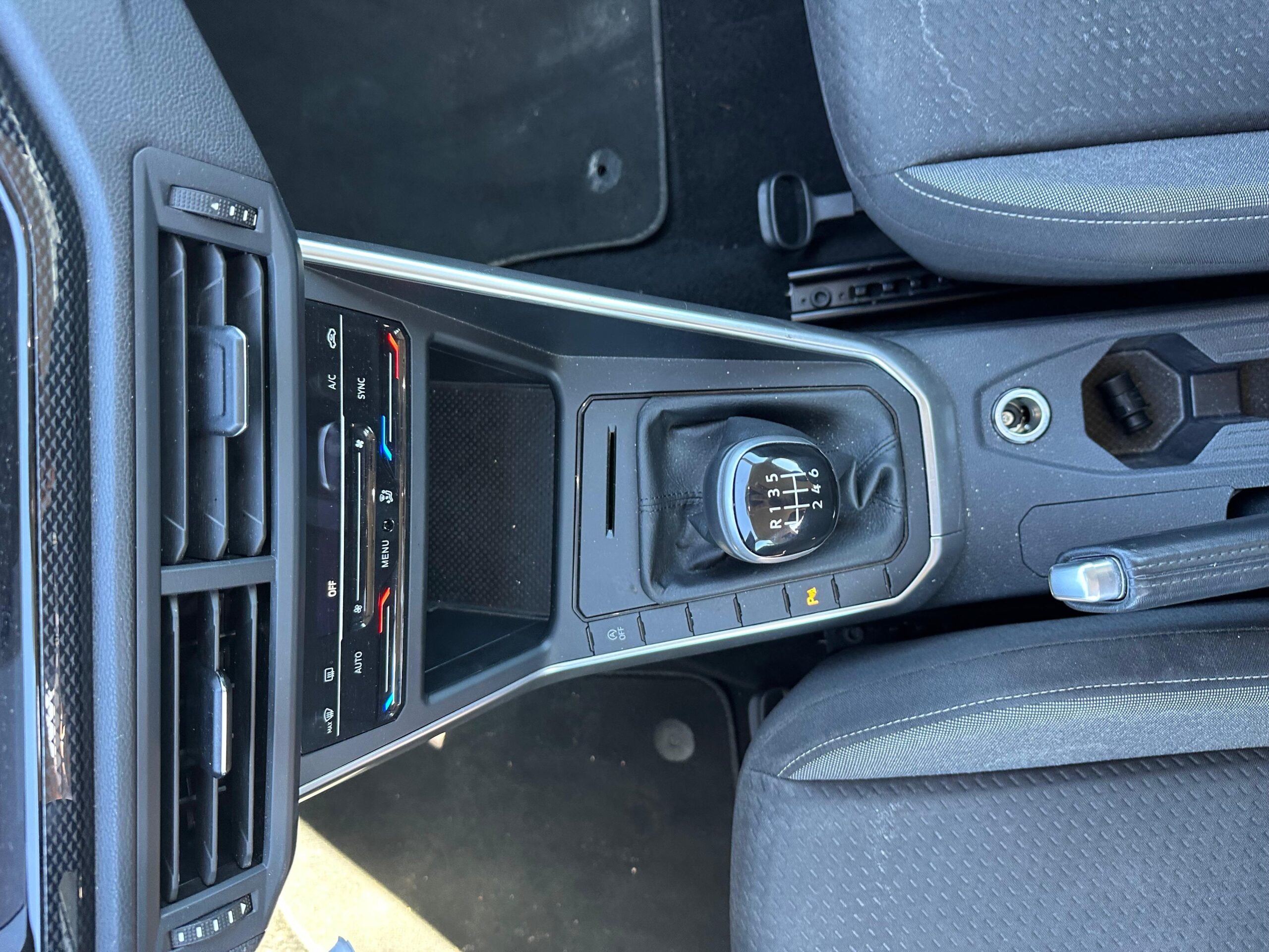 VOLKSWAGEN TAIGO 1.0 TSI 115 BVM6 LIFE – 5P