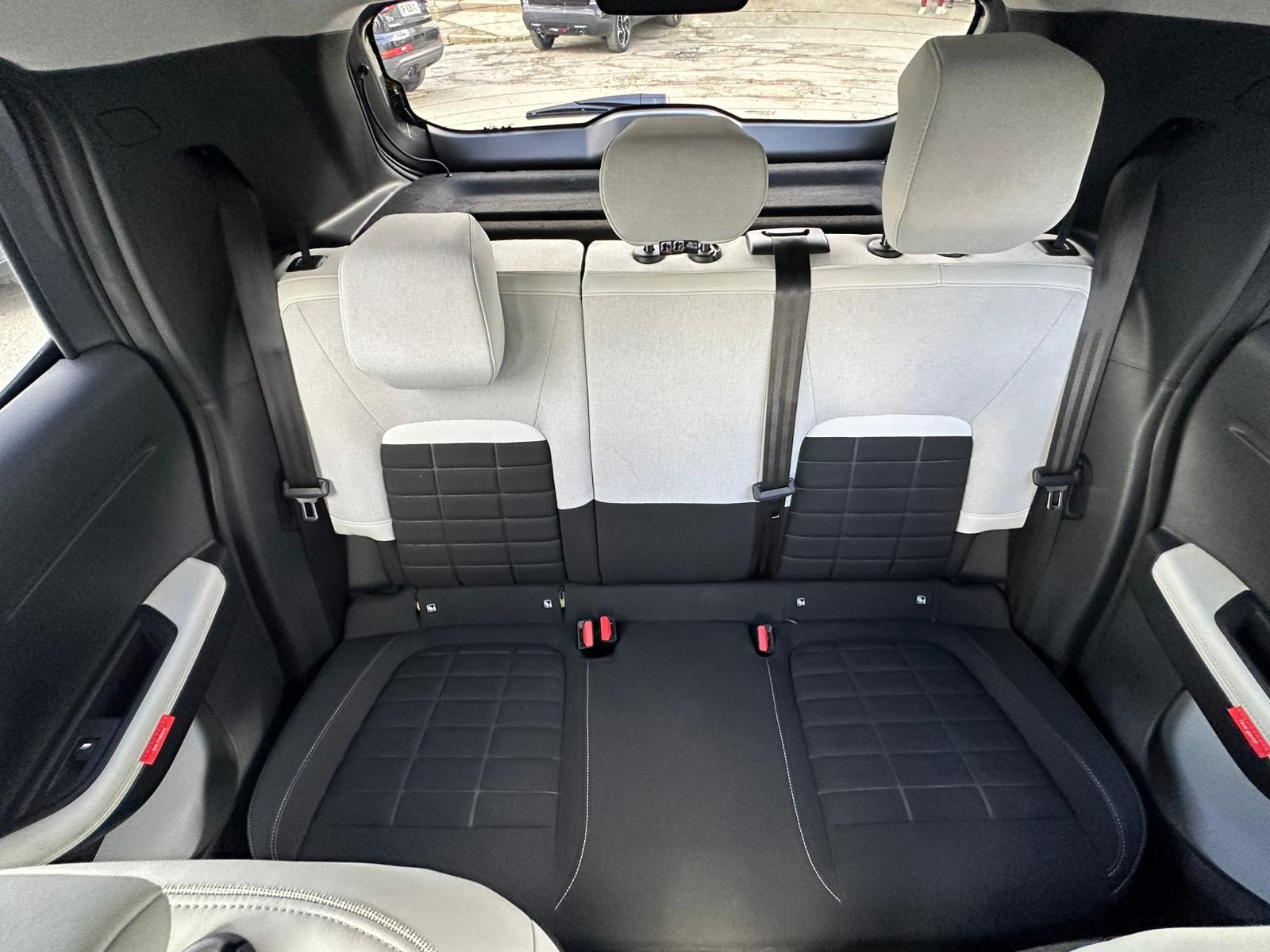 Achat CITROEN C3 V5 Turbo 100 ch BVM6 Max – 5P 20/02/2025 en France pour importation en Algérie (Occasion). Spécialiste Export -3 ans, CCR, Mujahid chez DJ CAR. Réf q8uq5r