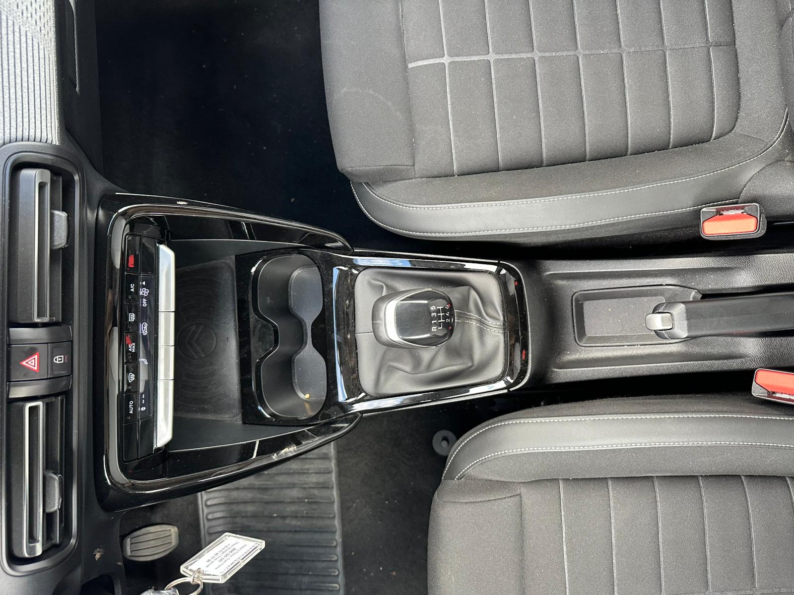 Achat CITROEN C3 V5 Turbo 100 ch BVM6 Max – 5P 31/01/2025 en France pour importation en Algérie (Occasion). Spécialiste Export -3 ans, CCR, Mujahid chez DJ CAR. Réf 82kolnh