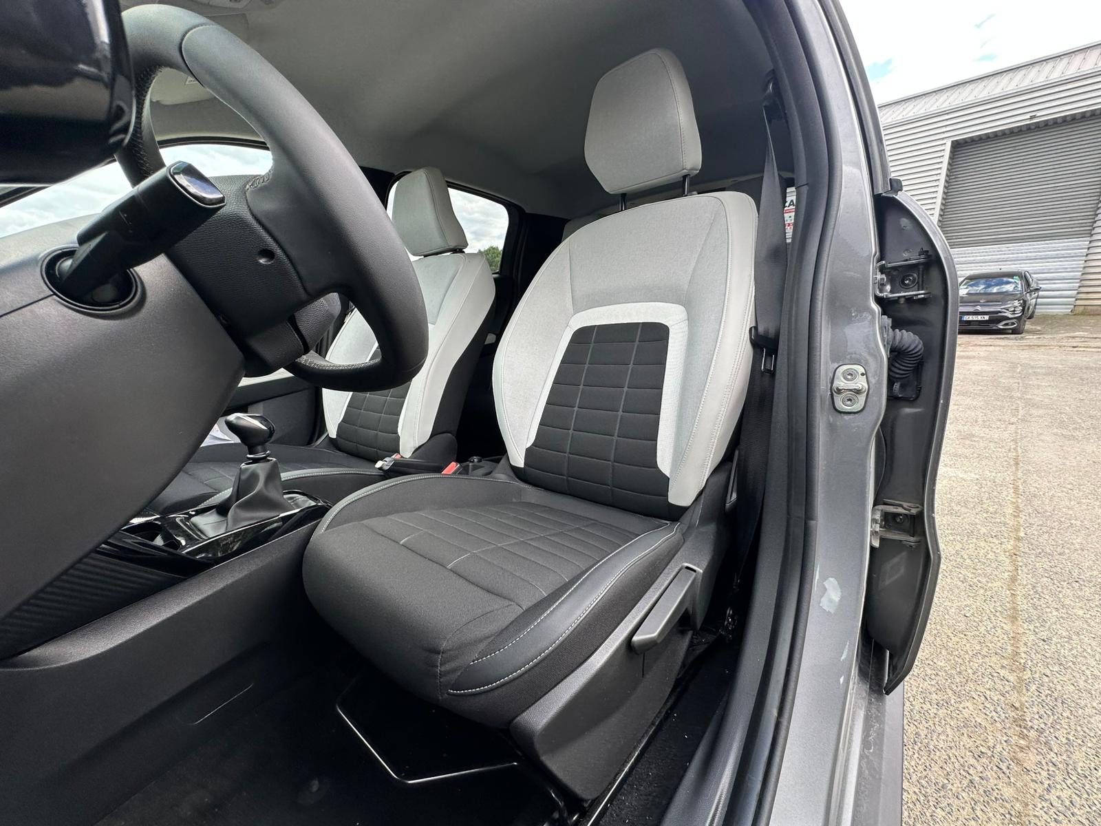Achat CITROEN C3 V5 Turbo 100 ch BVM6 Max – 5P 31/01/2025 en France pour importation en Algérie (Occasion). Spécialiste Export -3 ans, CCR, Mujahid chez DJ CAR. Réf 82kolnh