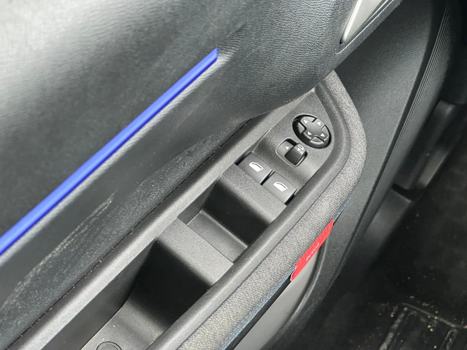 Achat CITROEN C3 V5 Turbo 100 ch BVM6 Plus – 5P 30/01/2025 en France pour importation en Algérie (Occasion). Spécialiste Export -3 ans, CCR, Mujahid chez DJ CAR. Réf 5tjc903