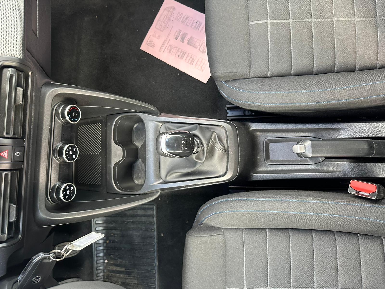 Achat CITROEN C3 V5 Turbo 100 ch BVM6 Plus – 5P 31/03/2025 en France pour importation en Algérie (Occasion). Spécialiste Export -3 ans, CCR, Mujahid chez DJ CAR. Réf ml6jonv