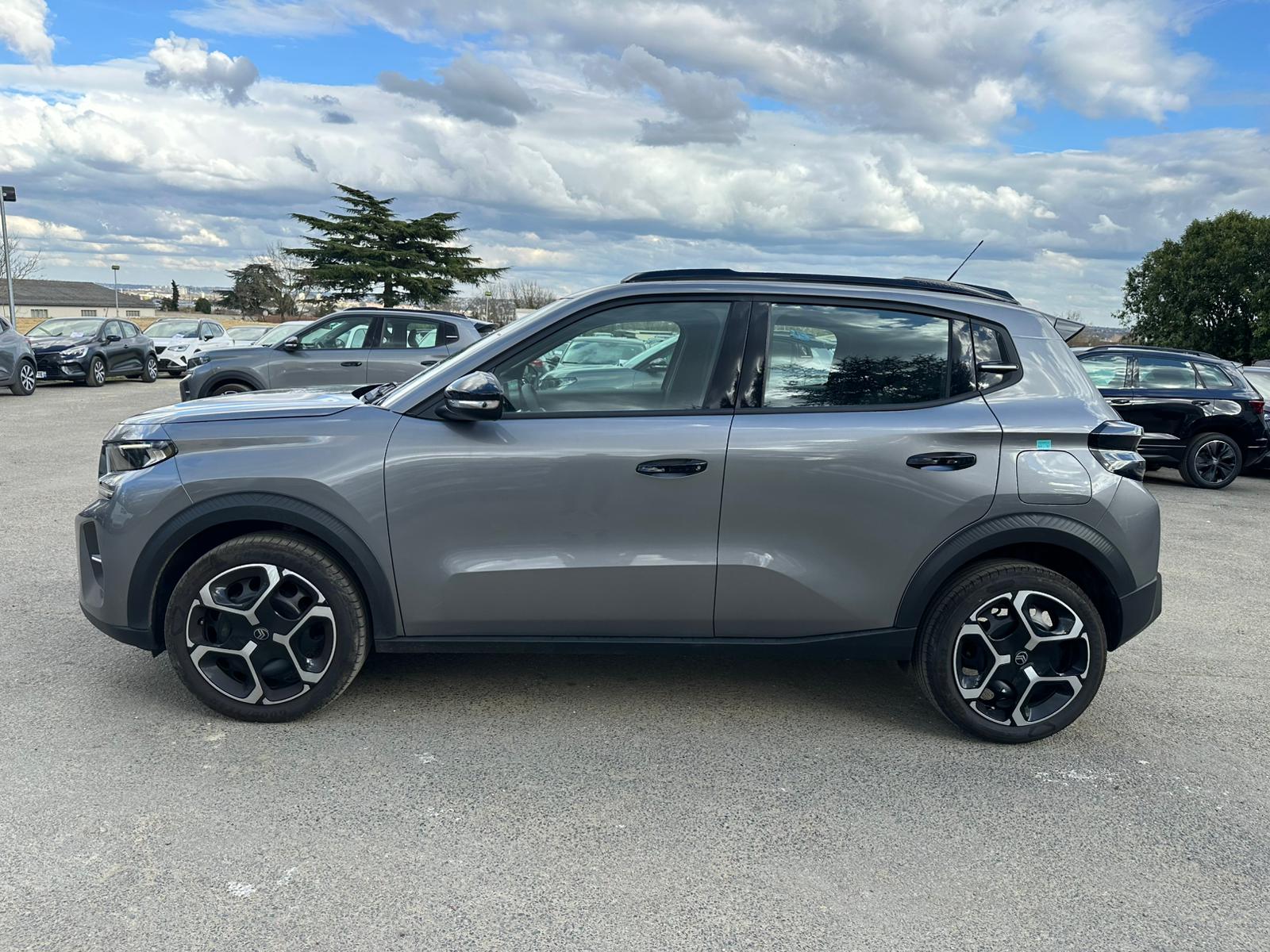 Achat CITROEN C3 V5 Turbo 100 ch BVM6 Plus – 5P 31/03/2025 en France pour importation en Algérie (Occasion). Spécialiste Export -3 ans, CCR, Mujahid chez DJ CAR. Réf ml6jonv