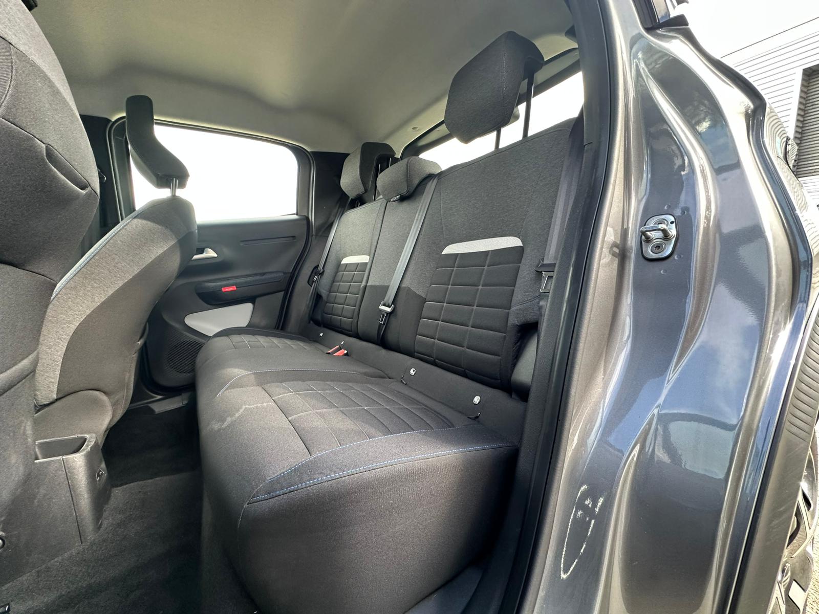 Achat CITROEN C3 V5 Turbo 100 ch BVM6 Plus – 5P 31/03/2025 en France pour importation en Algérie (Occasion). Spécialiste Export -3 ans, CCR, Mujahid chez DJ CAR. Réf ml6jonv