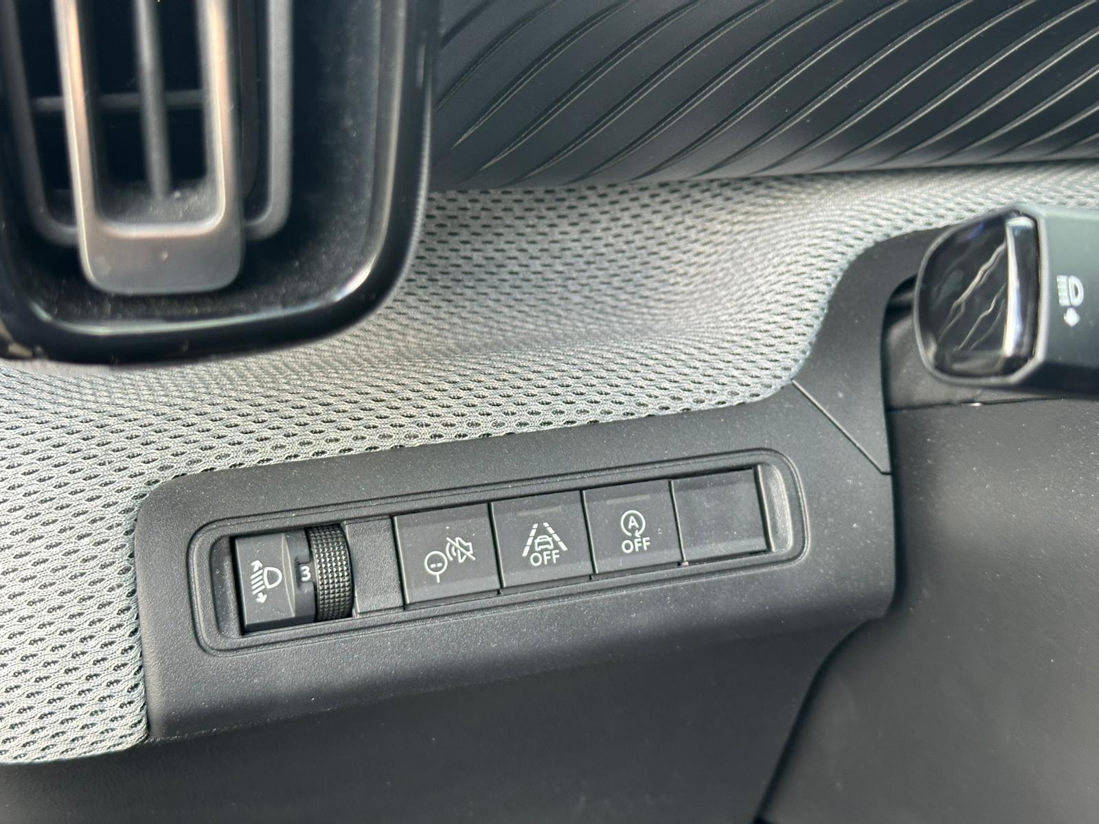 Achat CITROEN C3 V5 Turbo 100 ch BVM6 Plus – 5P 31/03/2025 en France pour importation en Algérie (Occasion). Spécialiste Export -3 ans, CCR, Mujahid chez DJ CAR. Réf ml6jonv