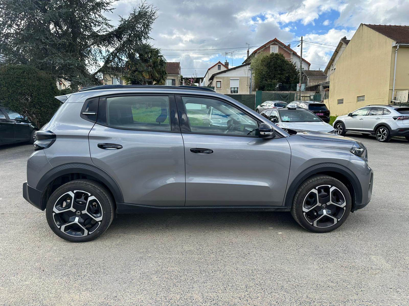 Achat CITROEN C3 V5 Turbo 100 ch BVM6 Plus – 5P 31/03/2025 en France pour importation en Algérie (Occasion). Spécialiste Export -3 ans, CCR, Mujahid chez DJ CAR. Réf ml6jonv