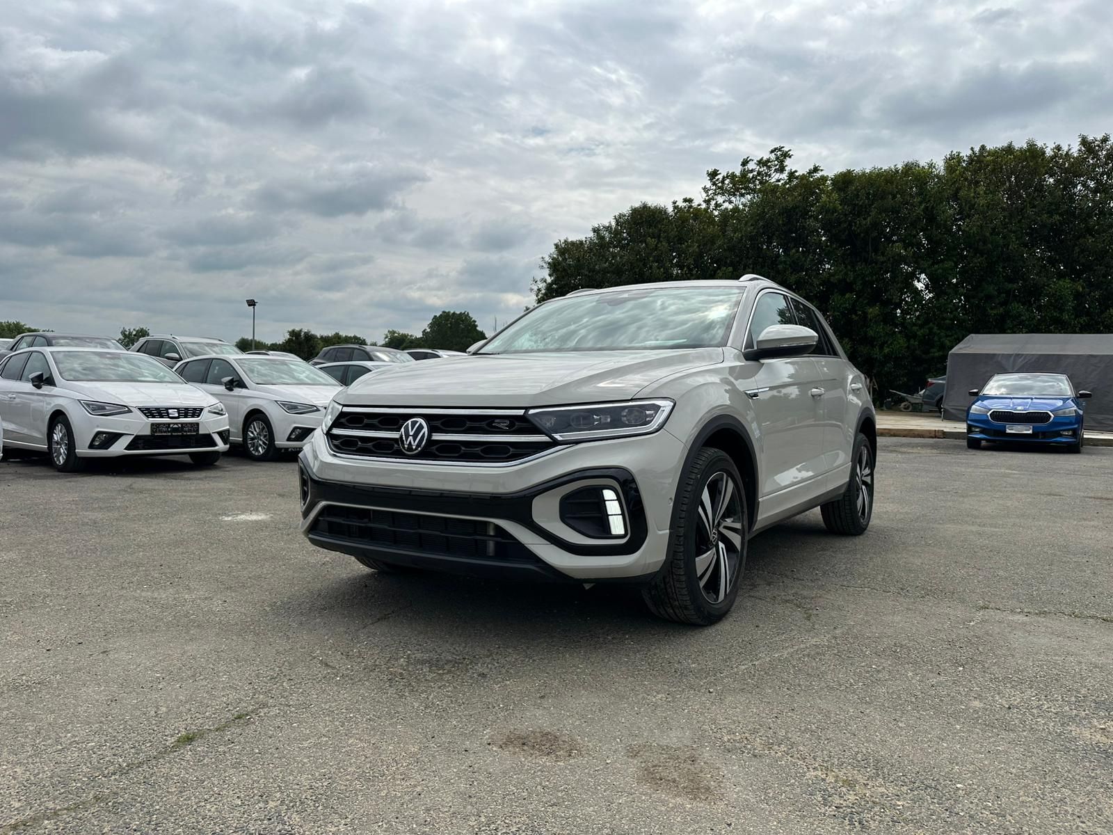 VOLKSWAGEN T-ROC R-LINE 1.5 TSI 150Ch Start/Stop DSG7 – 5P Moteur 1.5 TSI 150 CH occasion - Leader export auto Algérie, licence moudjahidine, CCR (Vue 5) - DJCAR