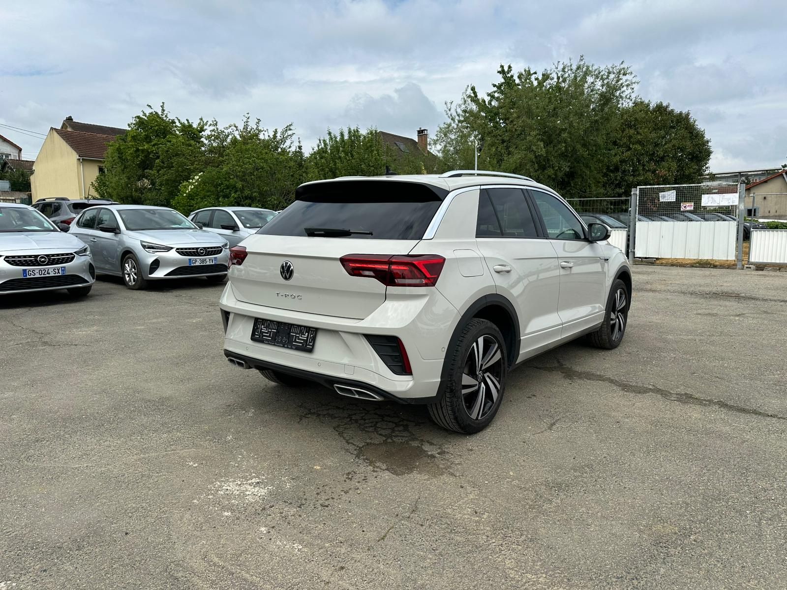 VOLKSWAGEN T-ROC R-LINE 1.5 TSI 150Ch Start/Stop DSG7 – 5P Moteur 1.5 TSI 150 CH occasion - Leader export auto Algérie, licence moudjahidine, CCR (Vue 6) - DJCAR