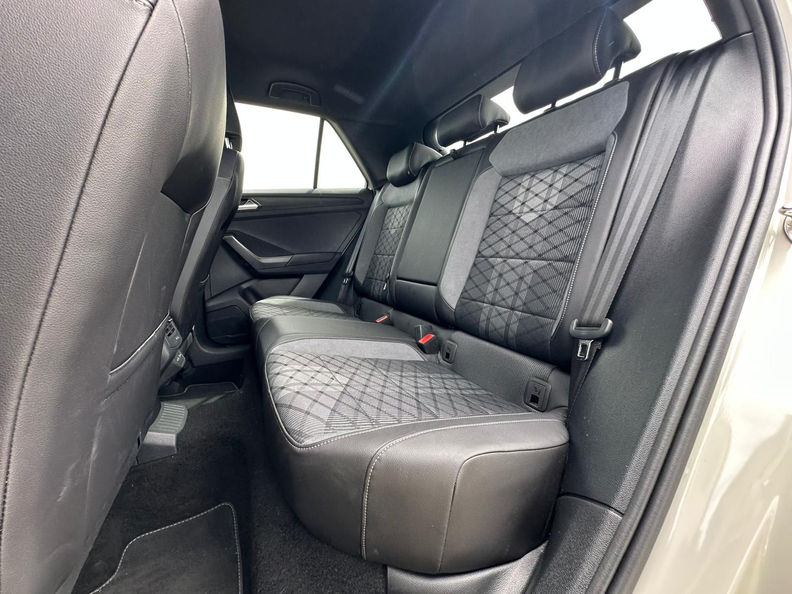 VOLKSWAGEN T-ROC R-LINE 1.5 TSI 150Ch Start/Stop DSG7 – 5P Moteur 1.5 TSI 150 CH occasion - Leader export auto Algérie, licence moudjahidine, CCR (Vue 16) - DJCAR
