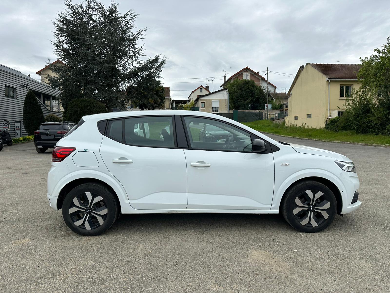 DACIA SANDERO 1.0 TCe 90 Phase 2 Journey – 5P