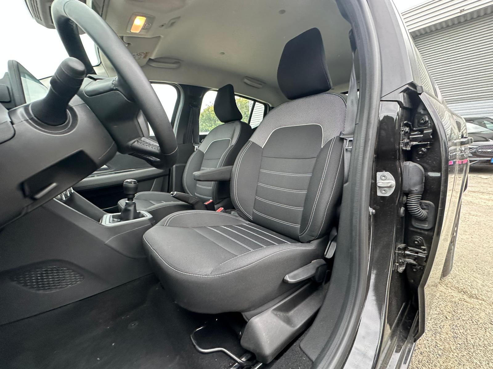 DACIA SANDERO 1.0 TCe 90 Phase 2 Journey – 5P
