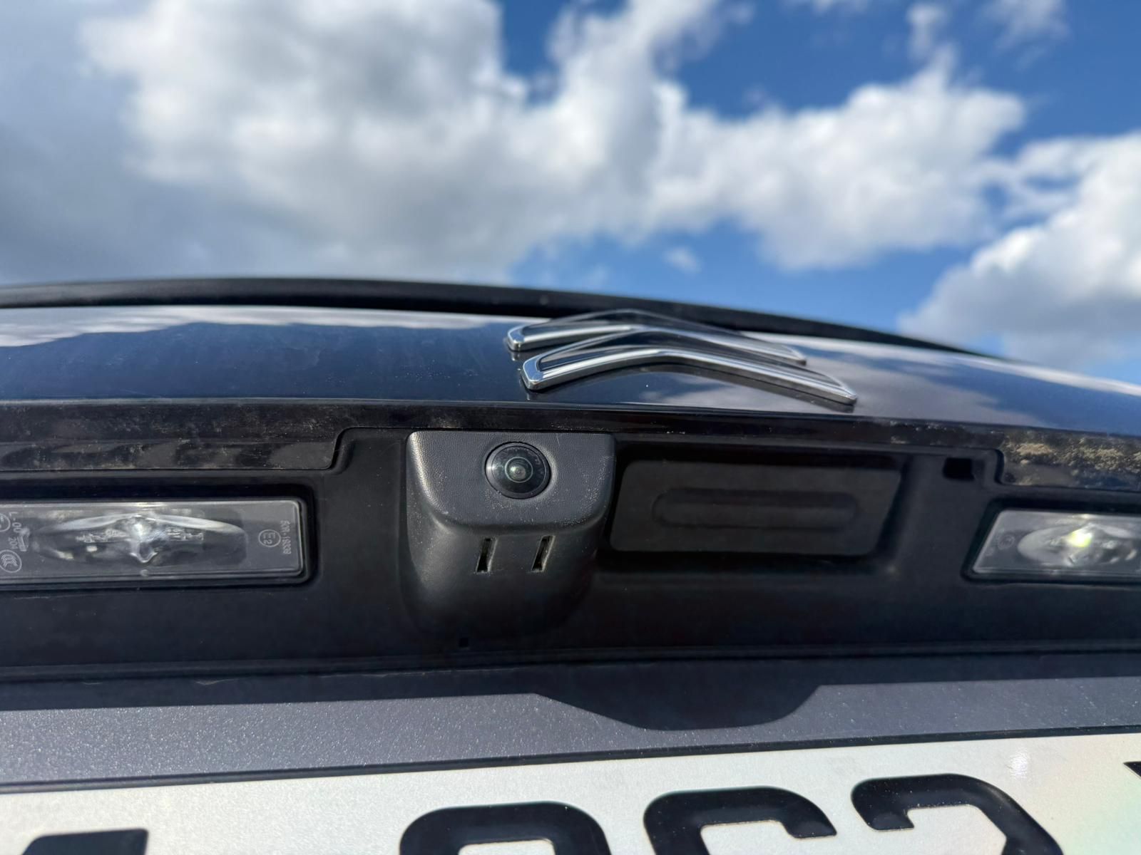 CITROEN C4 1.2 PureTech 130 S&S MAX EAT8 occasion - Leader export auto Algérie, licence moudjahidine, CCR (Vue 5) - DJCAR