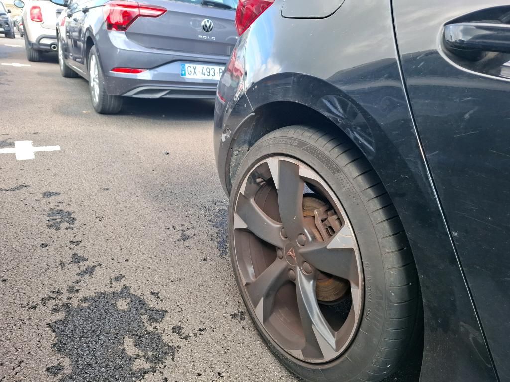 CUPRA LEON 1.5 eTSI 150 ch DSG7 V occasion - Leader export auto Algérie, licence moudjahidine, CCR (Vue 7) - DJCAR