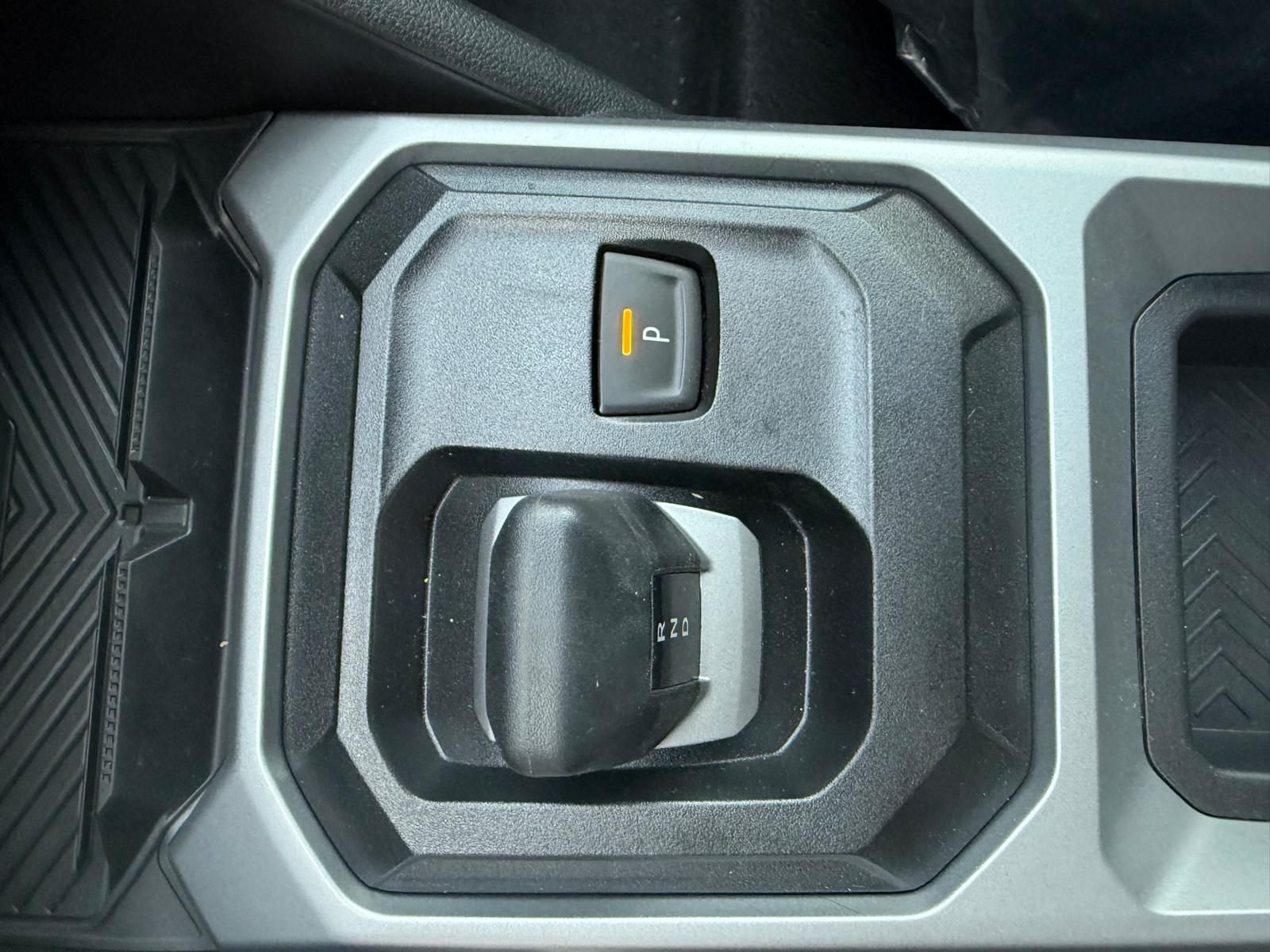 DACIA DUSTER – NEW EXTREME 1.3 TCE 150 CH BVA neuf - Leader export auto Algérie, licence moudjahidine, CCR (Vue 10) - DJCAR