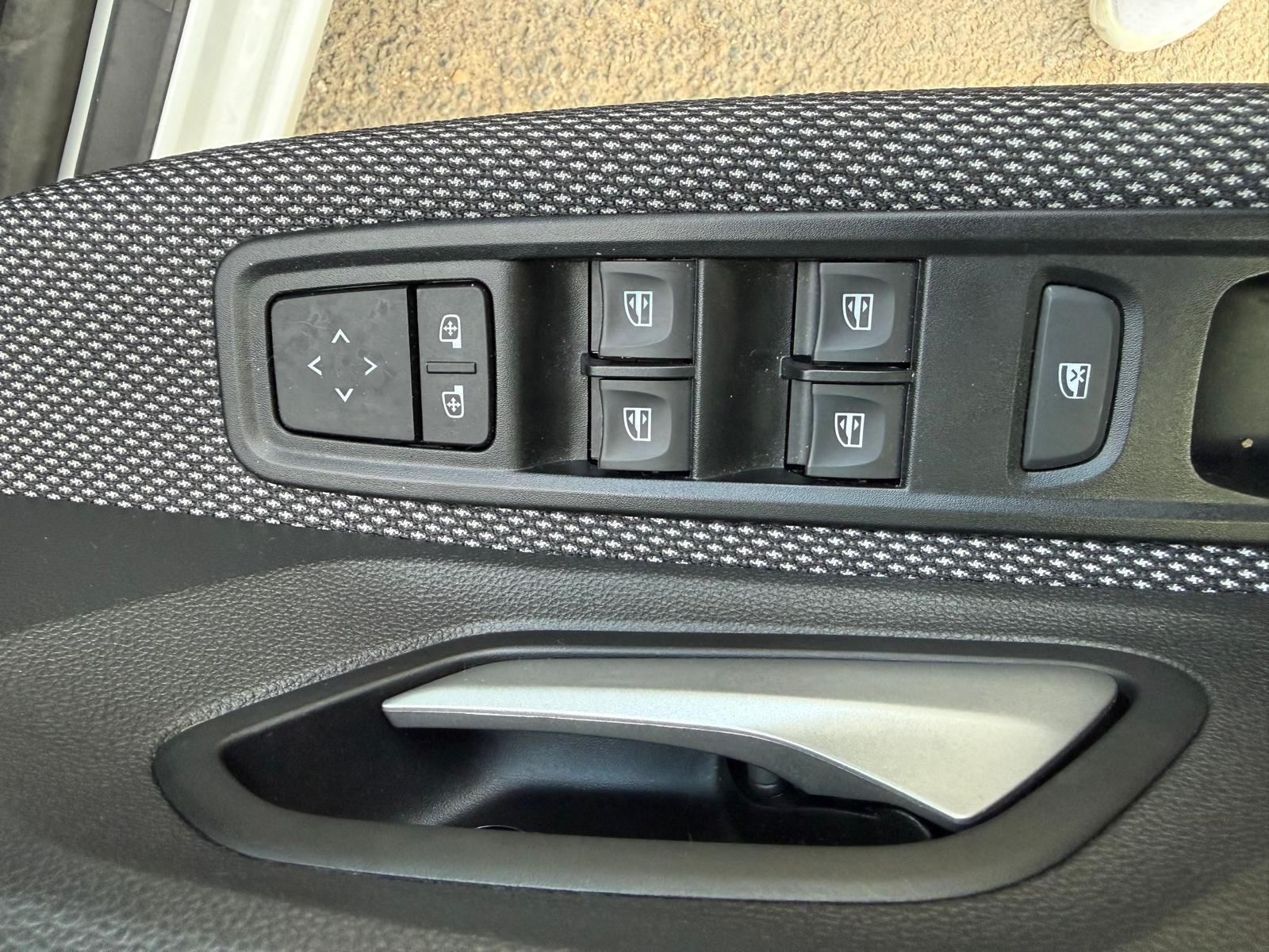 DACIA SANDERO 1.0 TCe 90 Phase 2 Journey – 5P occasion - Leader export auto Algérie, licence moudjahidine, CCR (Vue 12) - DJCAR