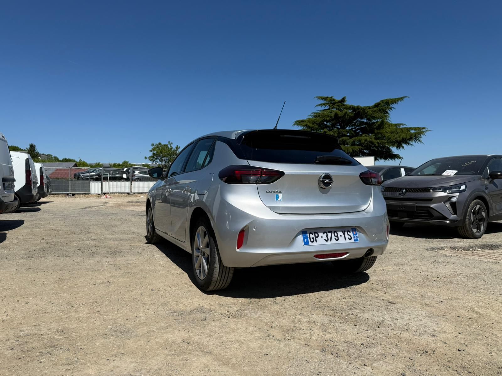 OPEL CORSA 1.2 PT 75CH BUSINESS ELEGANCE BVM5 occasion - Leader export auto Algérie, licence moudjahidine, CCR (Vue 3) - DJCAR