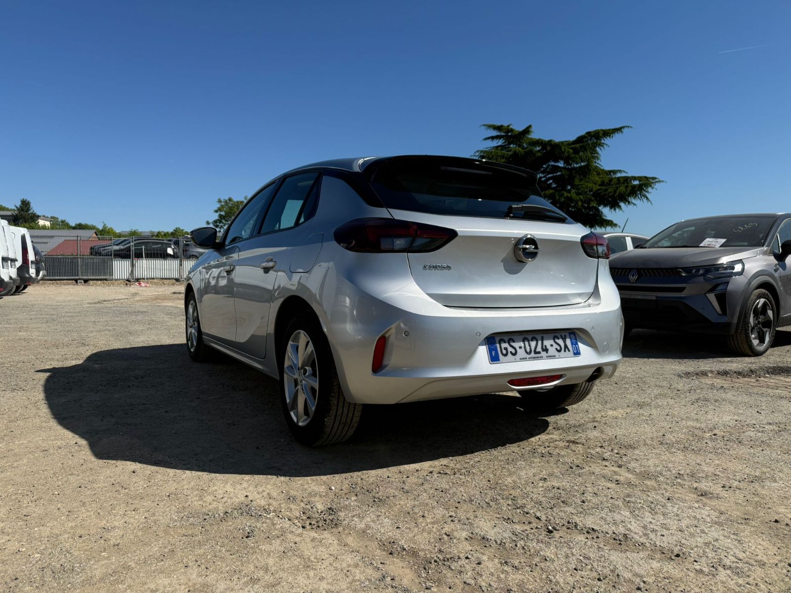 OPEL CORSA 1.2 PT 75CH BUSINESS ELEGANCE BVM5 occasion - Leader export auto Algérie, licence moudjahidine, CCR (Vue 3) - DJCAR