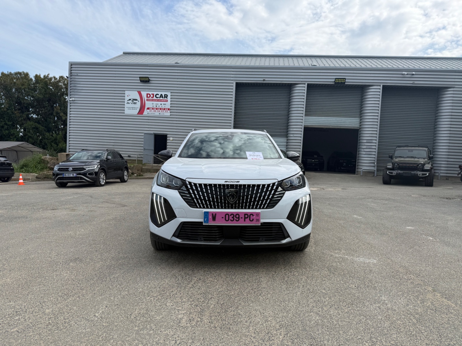 PEUGEOT 2008 1.2 PureTech 100ch S&S BVM6 Allure – 5P occasion - Leader export auto Algérie, licence moudjahidine, CCR (Vue 1) - DJCAR