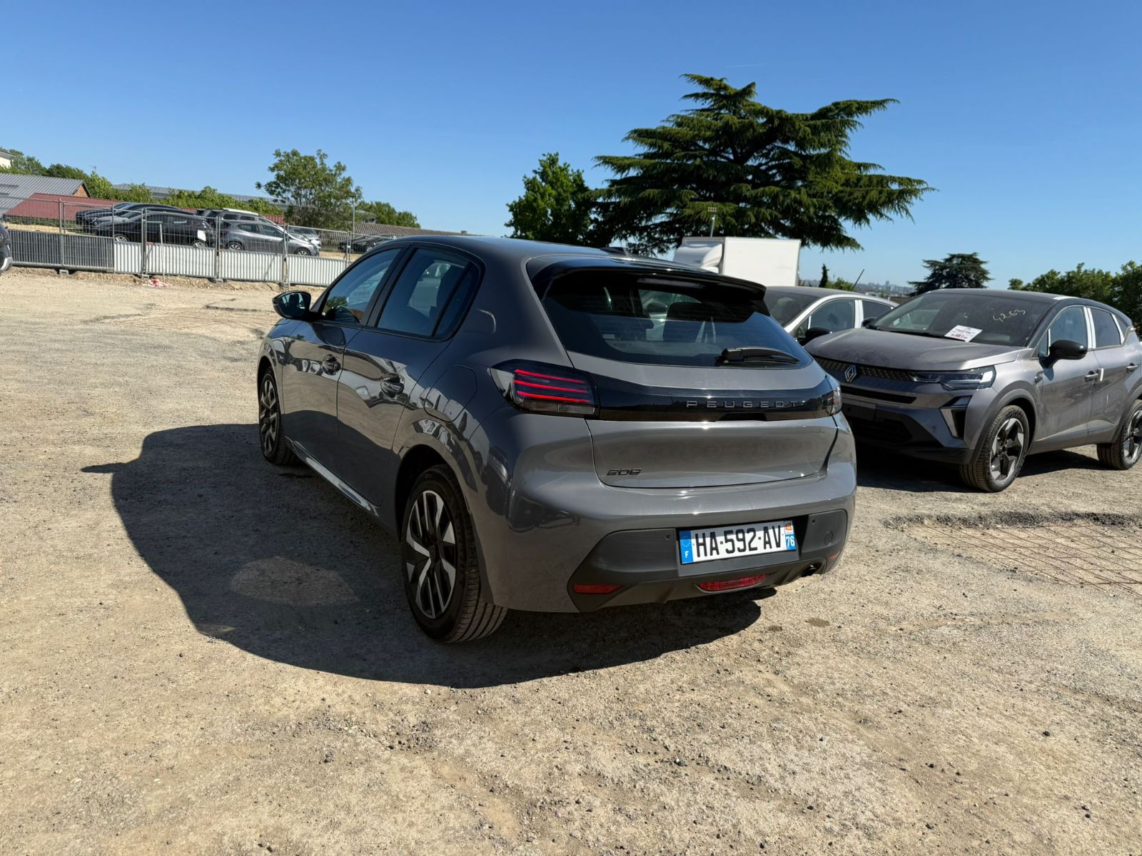 PEUGEOT 208 1.2 PureTech 75 S&S BVM5 Active – 5P occasion - Leader export auto Algérie, licence moudjahidine, CCR (Vue 7) - DJCAR