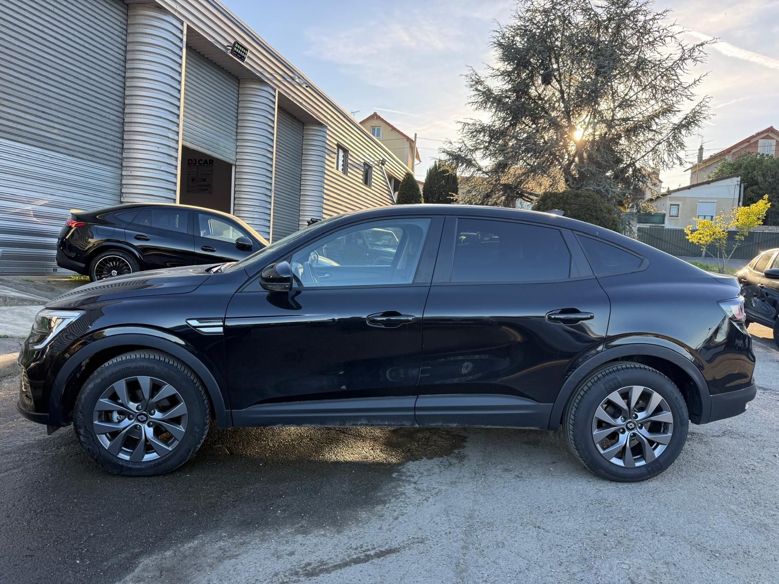 RENAULT ARKANA 1.3 TCe 140 EDC EVOLUTION PHASE 2 – 5P occasion - Leader export auto Algérie, licence moudjahidine, CCR (Vue 2) - DJCAR