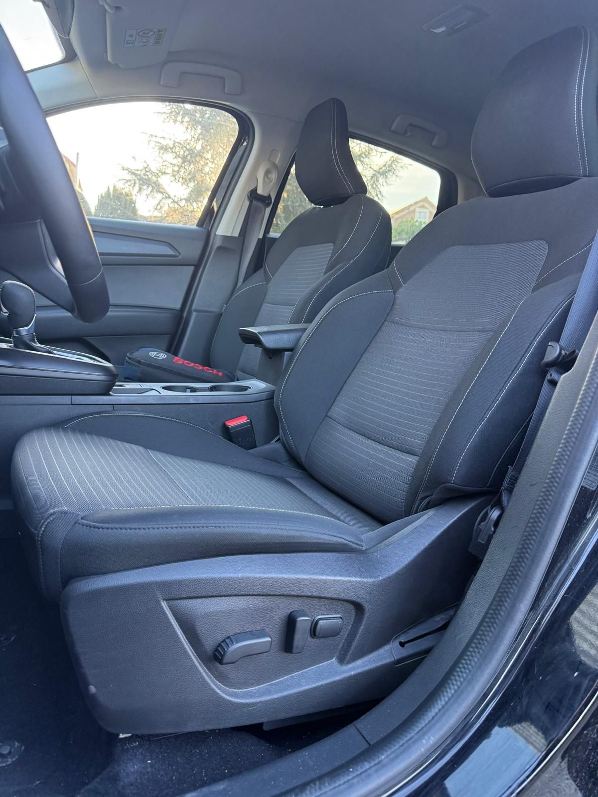 RENAULT ARKANA 1.3 TCe 140 EDC EVOLUTION PHASE 2 – 5P occasion - Leader export auto Algérie, licence moudjahidine, CCR (Vue 8) - DJCAR