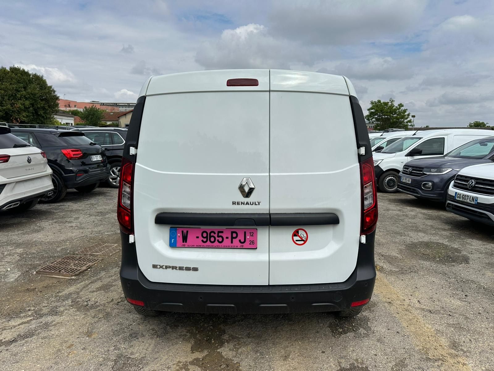 RENAULT EXPRESS VAN 1.3 TCE 100 EXPRESS VAN – 22 CONFORT occasion - Leader export auto Algérie, licence moudjahidine, CCR (Vue 11) - DJCAR