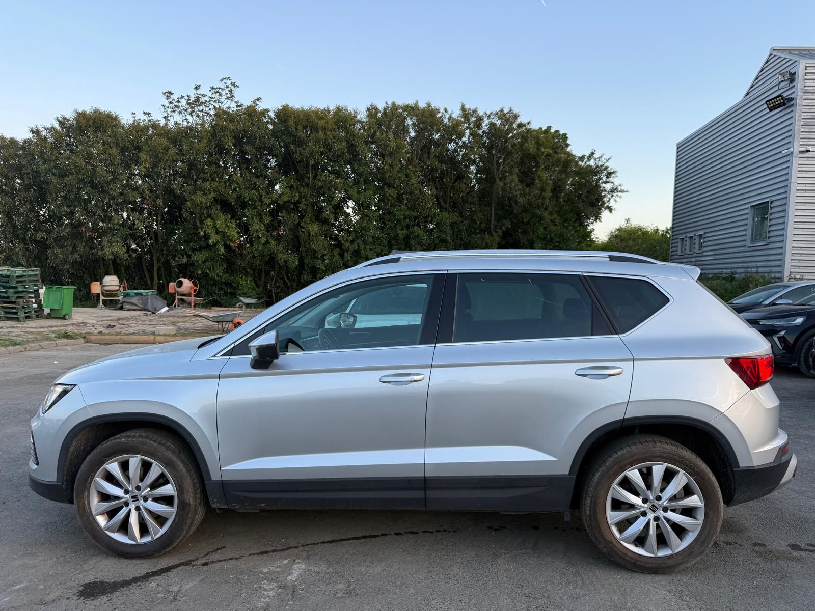 SEAT ATECA 1.0 TSI 110 ch Start/Stop Style occasion - Leader export auto Algérie, licence moudjahidine, CCR (Vue 3) - DJCAR