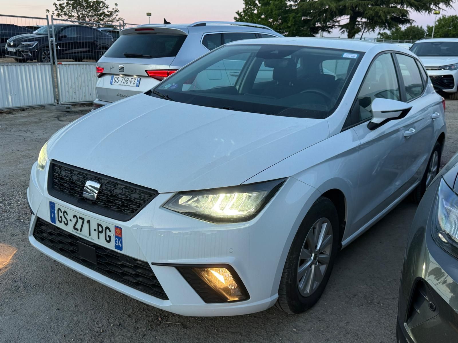 SEAT IBIZA 1.0 TSI 95ch BVM5 STYLE – 5P occasion - Leader export auto Algérie, licence moudjahidine, CCR (Vue 1) - DJCAR