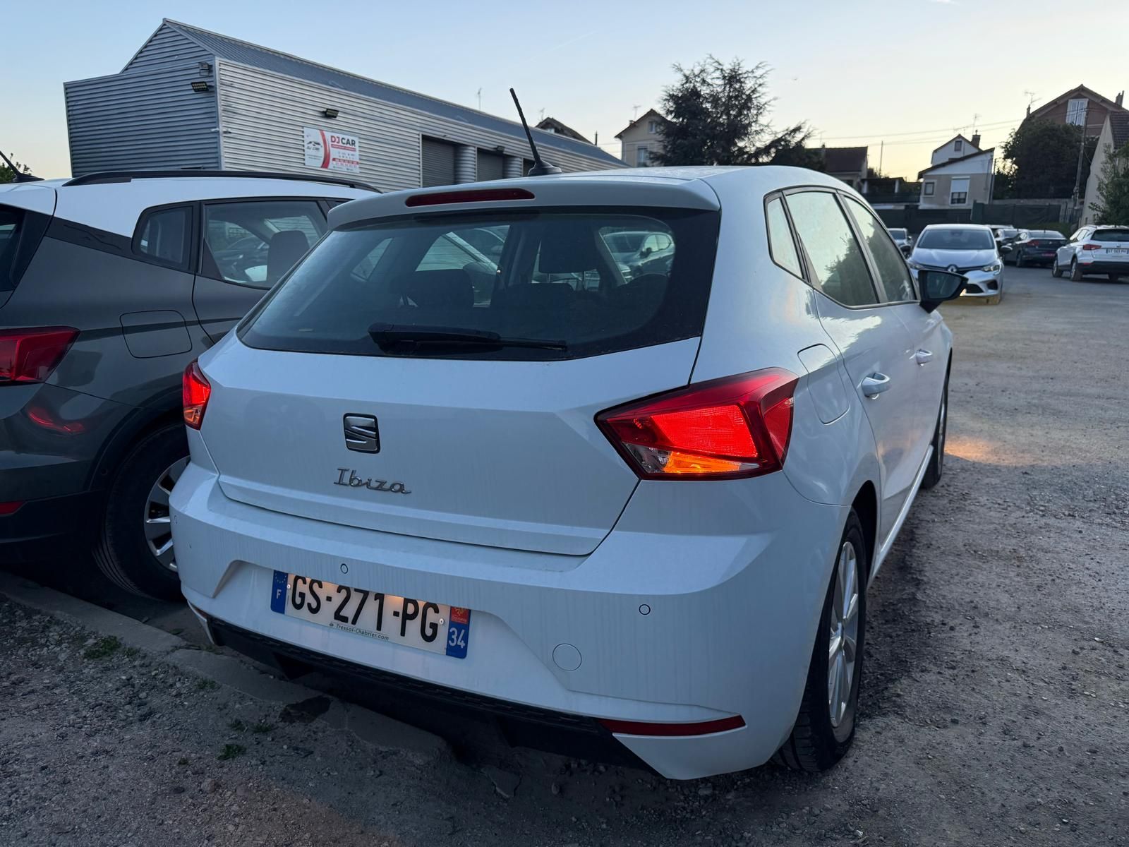 SEAT IBIZA 1.0 TSI 95ch BVM5 STYLE – 5P occasion - Leader export auto Algérie, licence moudjahidine, CCR (Vue 4) - DJCAR