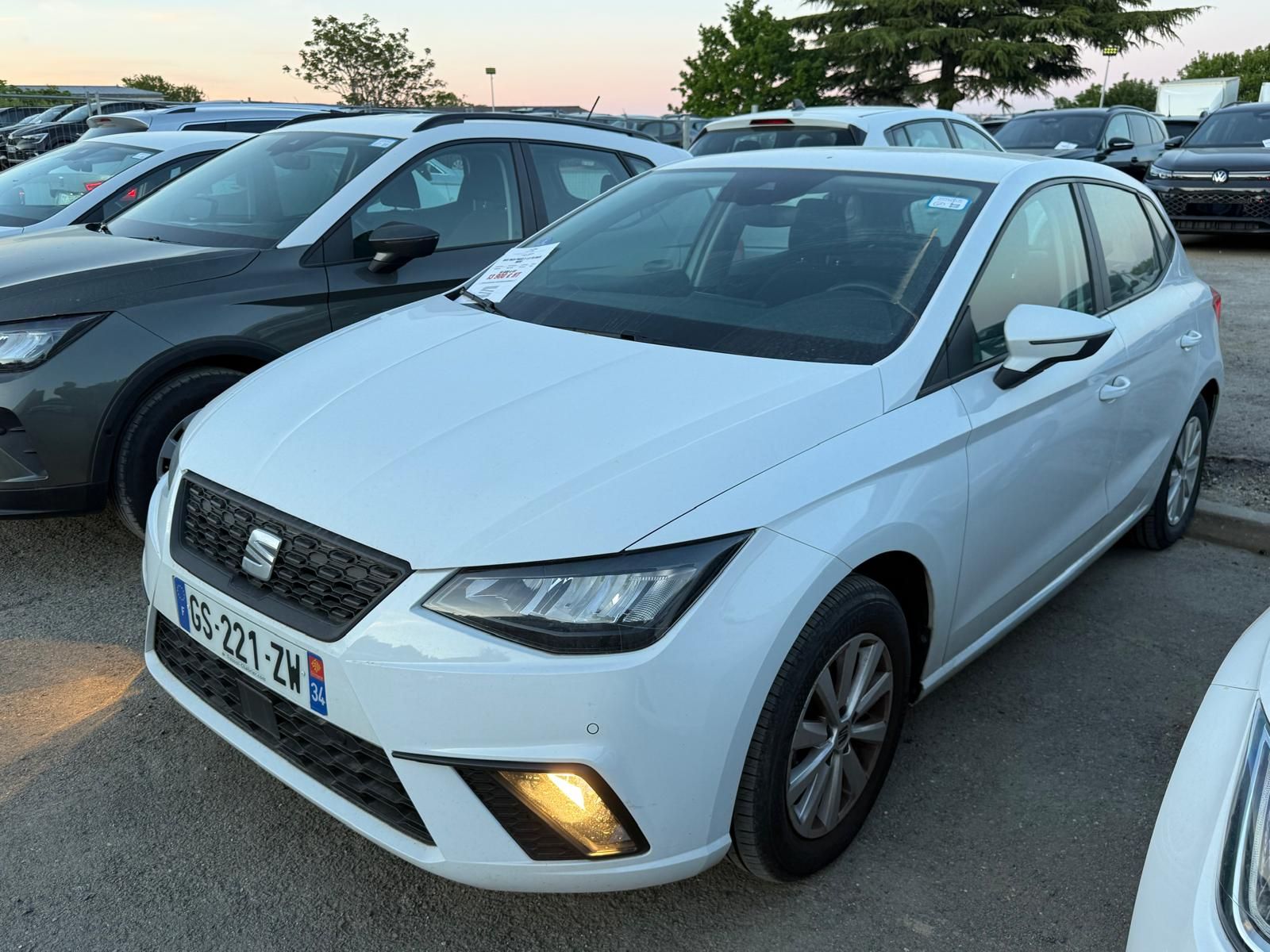 SEAT IBIZA 1.0 TSI 95ch BVM5 STYLE – 5P occasion - Leader export auto Algérie, licence moudjahidine, CCR (Vue 1) - DJCAR