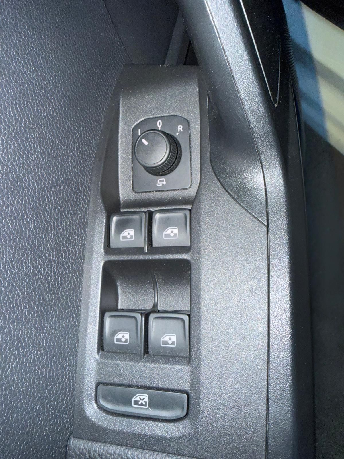 SEAT IBIZA 1.0 TSI 95ch BVM5 STYLE – 5P occasion - Leader export auto Algérie, licence moudjahidine, CCR (Vue 9) - DJCAR