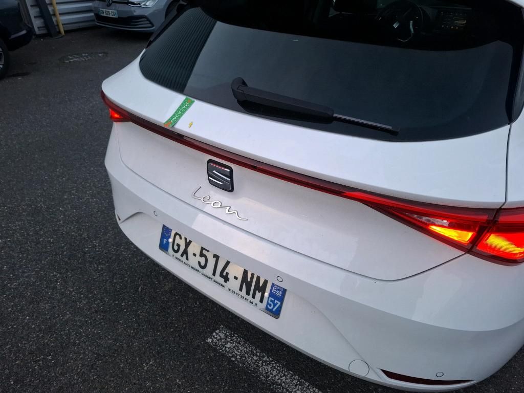 SEAT LEON 1.0 eTSI 110 DSG7 Style occasion - Leader export auto Algérie, licence moudjahidine, CCR (Vue 9) - DJCAR