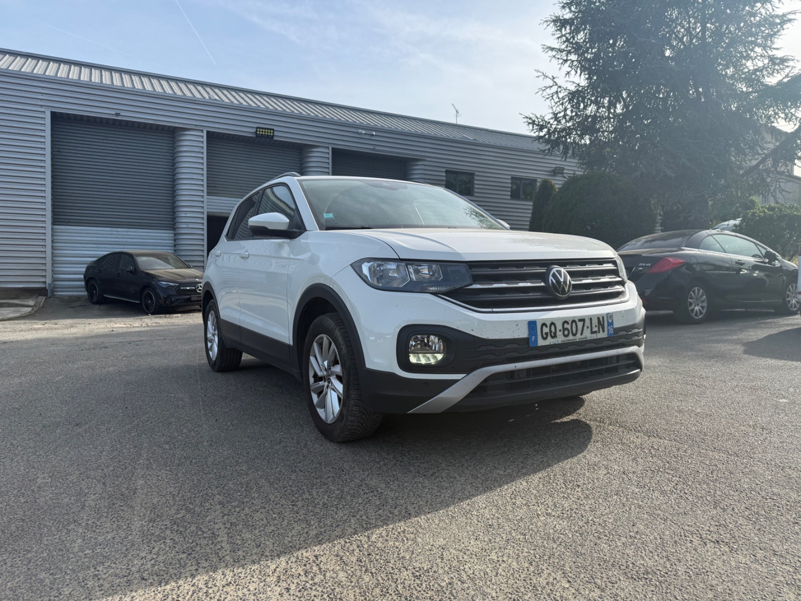 VOLKSWAGEN T-CROSS 1.0 TSI 95 Start/Stop BVM5 Life Tech occasion - Leader export auto Algérie, licence moudjahidine, CCR (Vue 8) - DJCAR