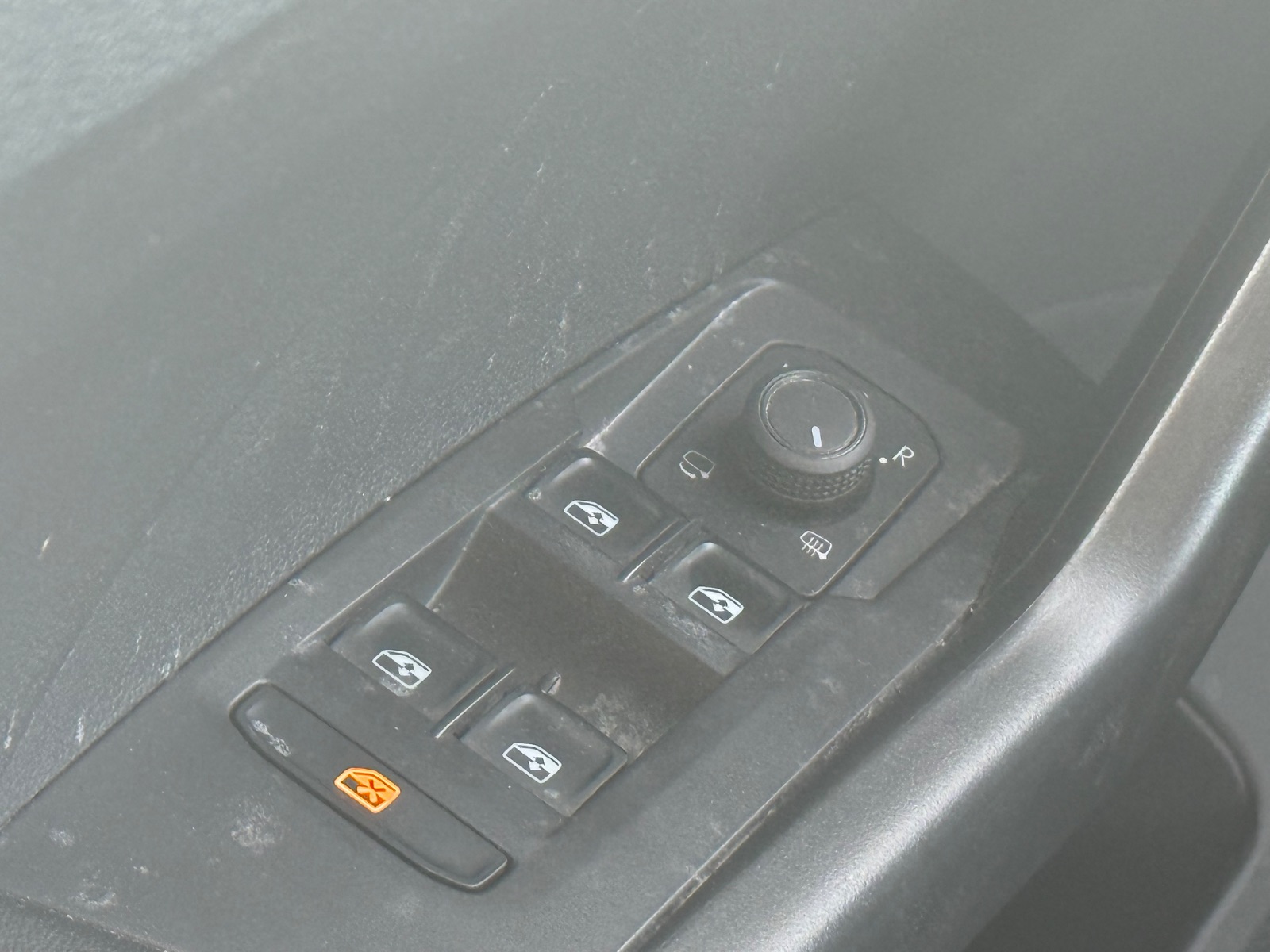 VOLKSWAGEN T-CROSS 1.0 TSI 95 Start/Stop BVM5 Life Tech occasion - Leader export auto Algérie, licence moudjahidine, CCR (Vue 19) - DJCAR