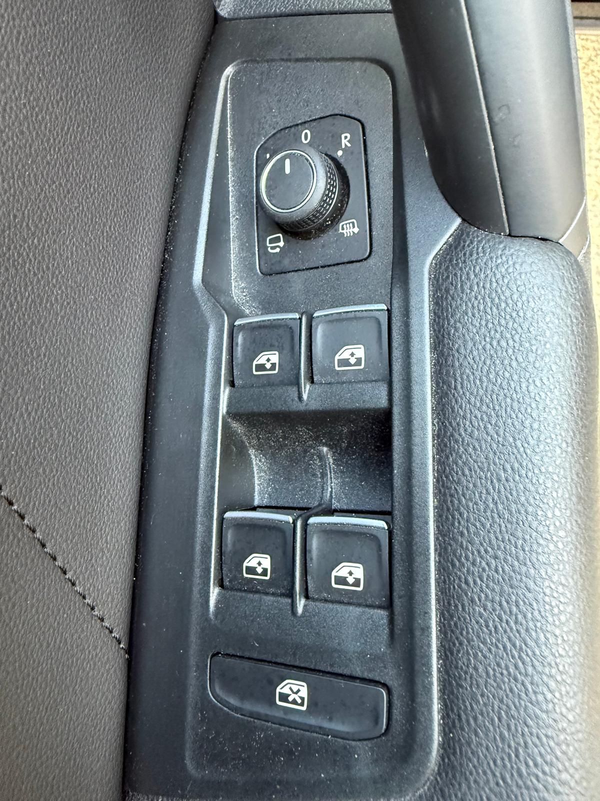 VOLKSWAGEN TIGUAN 1.5 TSI 150ch DSG7 Elegance – Siege Cuir – TO occasion - Leader export auto Algérie, licence moudjahidine, CCR (Vue 15) - DJCAR