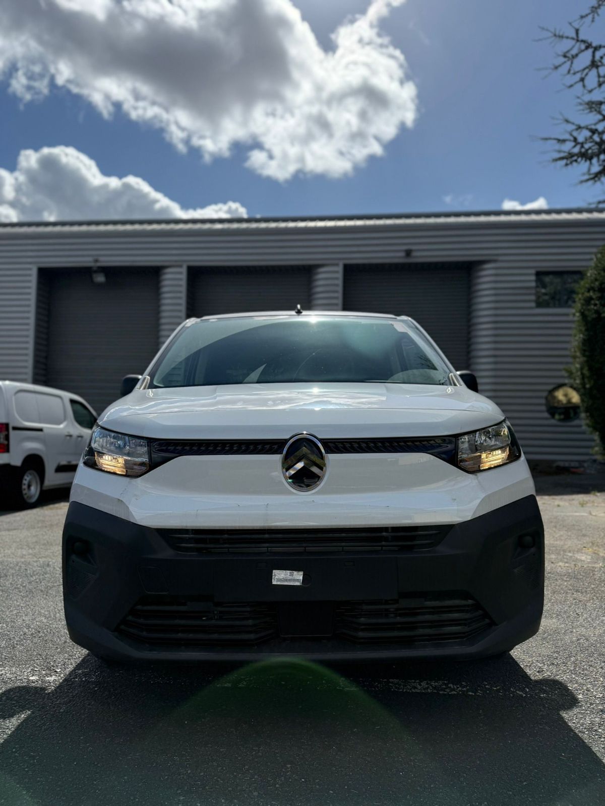 CITROEN BERLINGO VU FT N1 1.6 HDI 90 CV neuf - Leader export auto Algérie, licence moudjahidine, CCR (Vue 3) - DJCAR