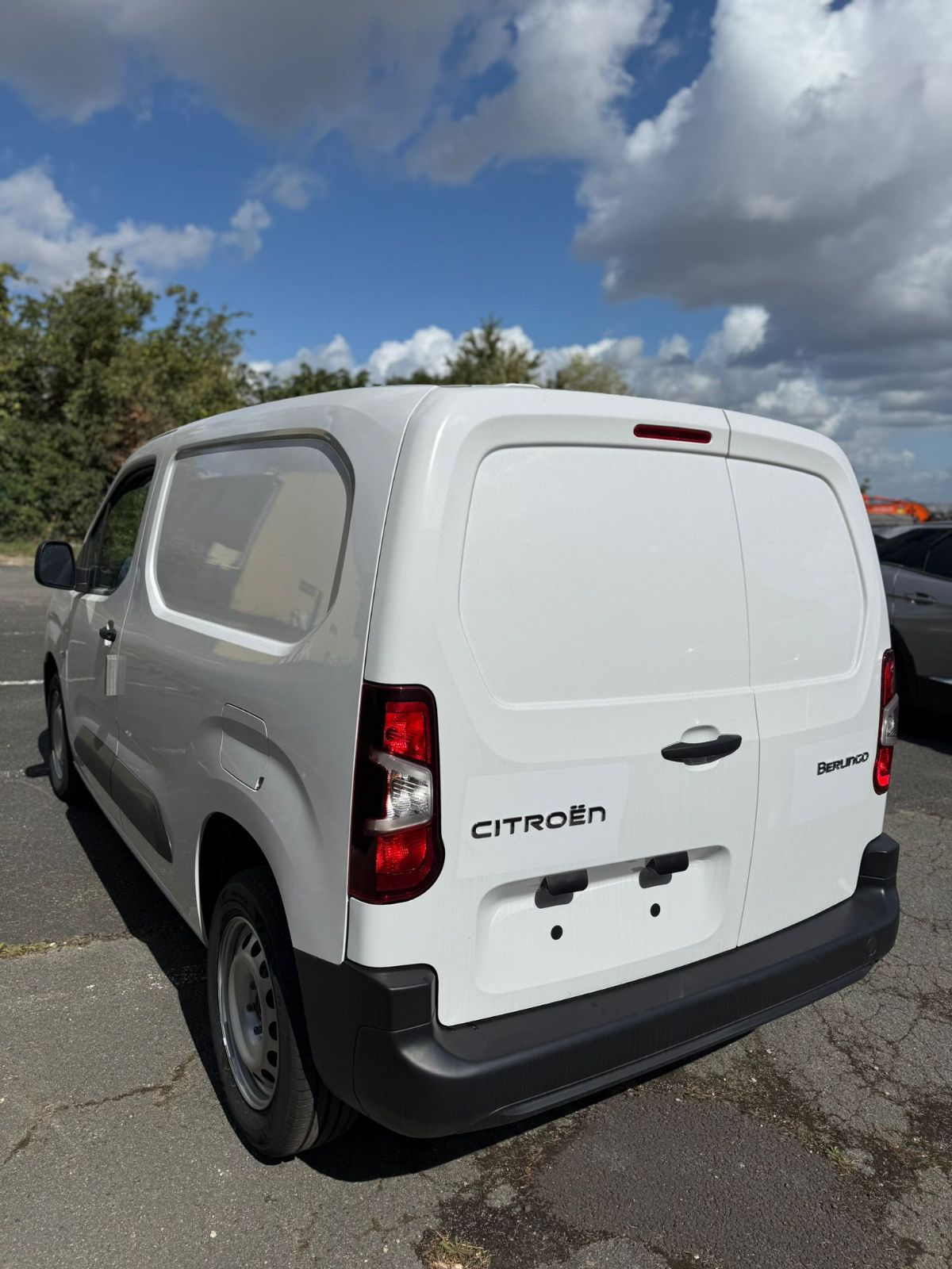 CITROEN BERLINGO VU FT N1 1.6 HDI 90 CV neuf - Leader export auto Algérie, licence moudjahidine, CCR (Vue 6) - DJCAR