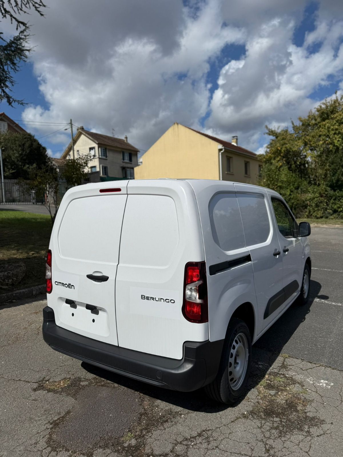 CITROEN BERLINGO VU FT N1 1.6 HDI 90 CV neuf - Leader export auto Algérie, licence moudjahidine, CCR (Vue 7) - DJCAR