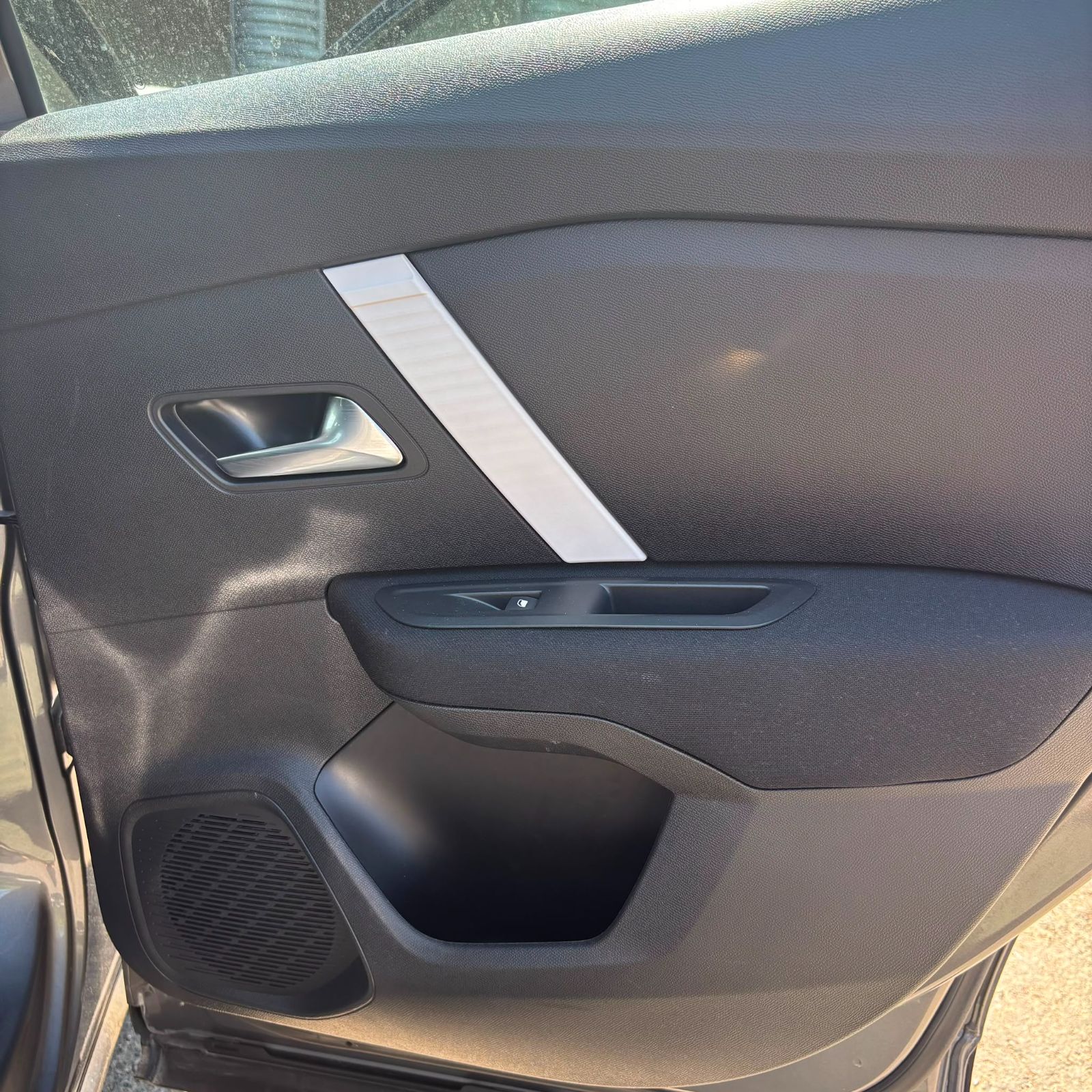 CITROEN C4 V3 1.2 Puretech 130 CH EAT8 Plus – 5P occasion - Leader export auto Algérie, licence moudjahidine, CCR (Vue 17) - DJCAR