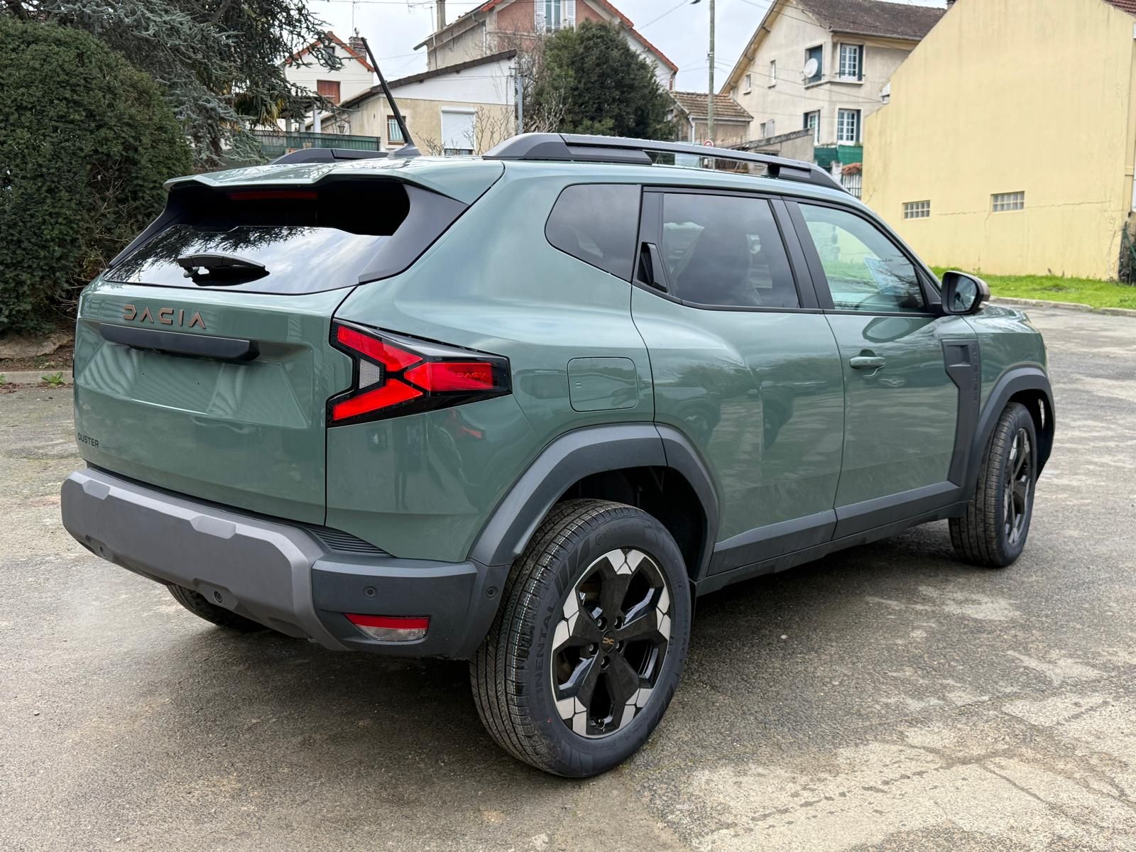 DACIA DUSTER New Extreme 1.3 Tce 150 Ch BVA neuf - Leader export auto Algérie, licence moudjahidine, CCR (Vue 5) - DJCAR