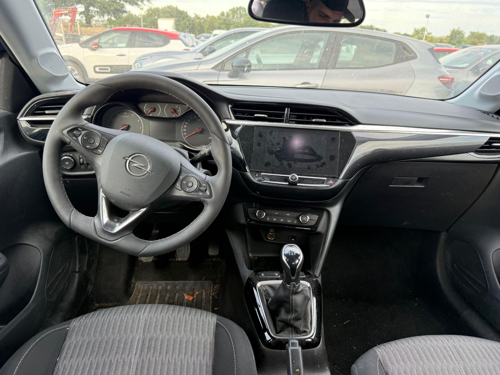 OPEL CORSA 1.2 PT 75CH BUSINESS ELEGANCE BVM5 occasion - Leader export auto Algérie, licence moudjahidine, CCR (Vue 8) - DJCAR