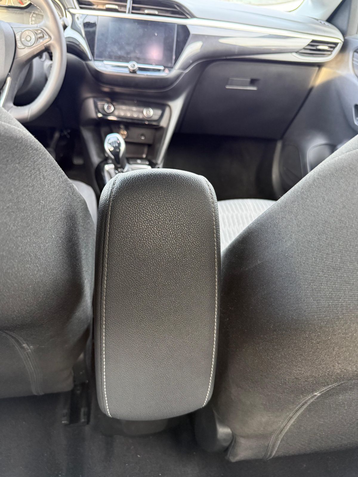 OPEL CORSA 1.2 PT 75CH BUSINESS ELEGANCE BVM5 occasion - Leader export auto Algérie, licence moudjahidine, CCR (Vue 8) - DJCAR