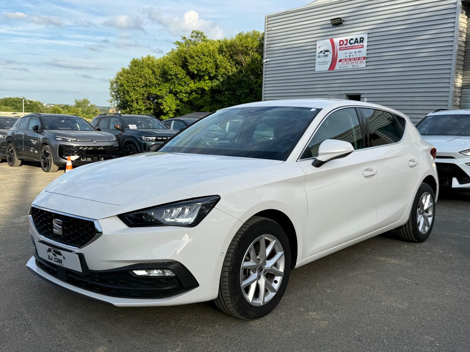 SEAT LEON IV 1,5 TSI 115CV DSG STYLE 25 ANNIVERSAIRE occasion - Leader export auto Algérie, licence moudjahidine, CCR (Vue 1) - DJCAR