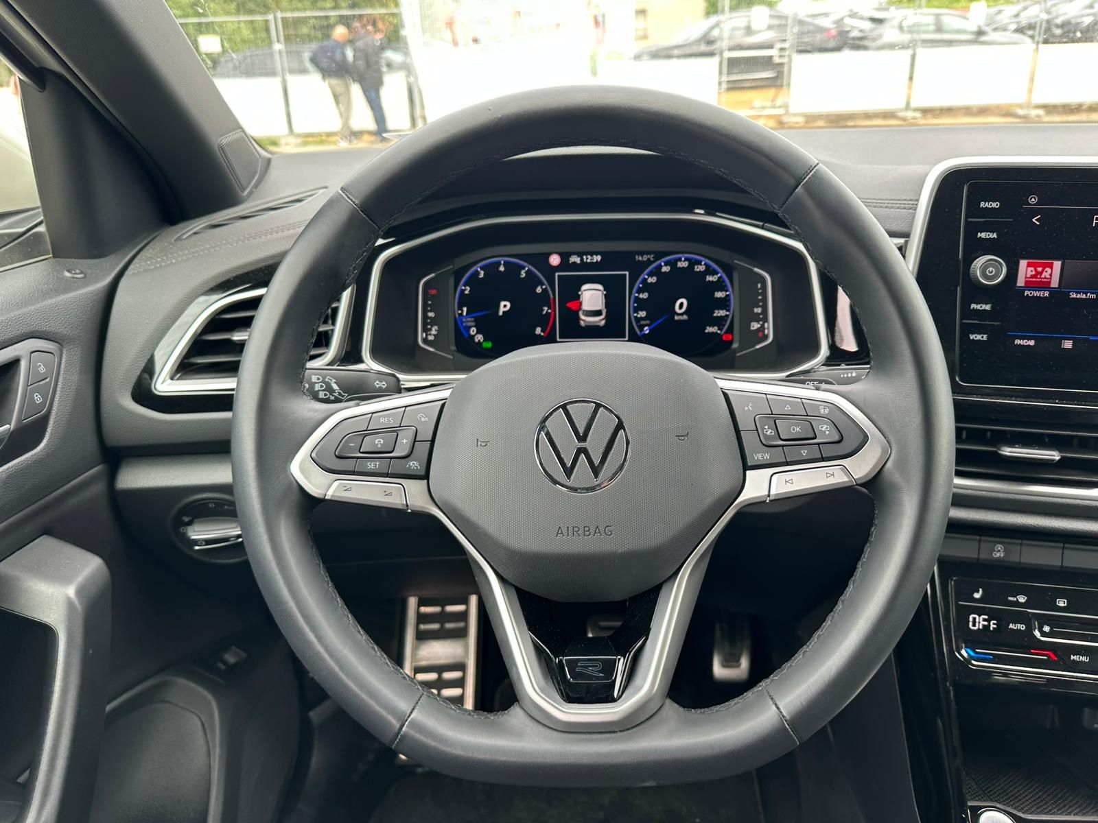 VOLKSWAGEN T-ROC R-LINE 1.5 TSI 150Ch Start/Stop DSG7 – 5P occasion - Leader export auto Algérie, licence moudjahidine, CCR (Vue 11) - DJCAR