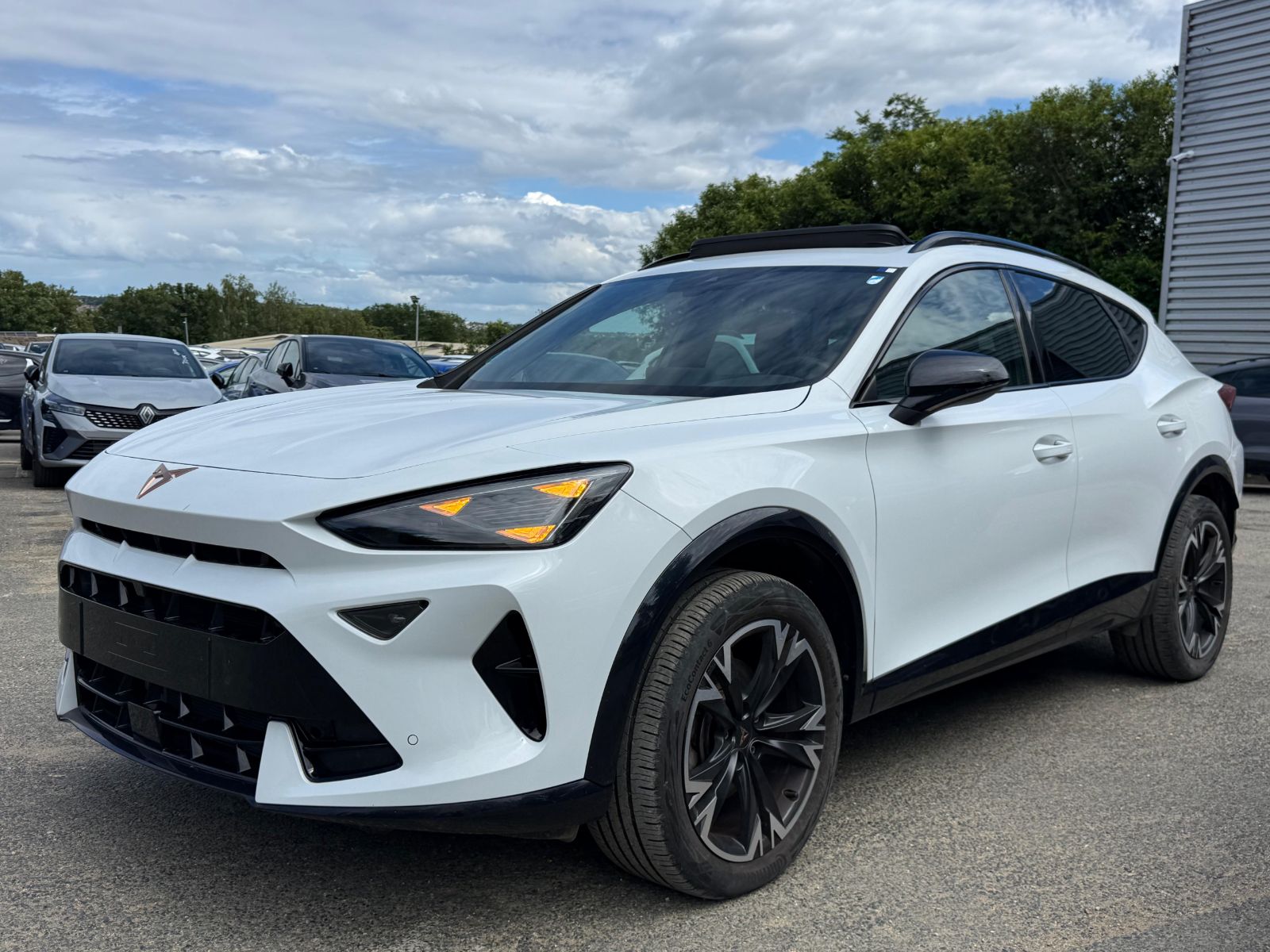 CUPRA FORMENTOR PH2 1.5 eTSI 150 ch DSG7 V – TOIT PANO – 5P occasion - Leader export auto Algérie, licence moudjahidine, CCR (Vue 3) - DJCAR