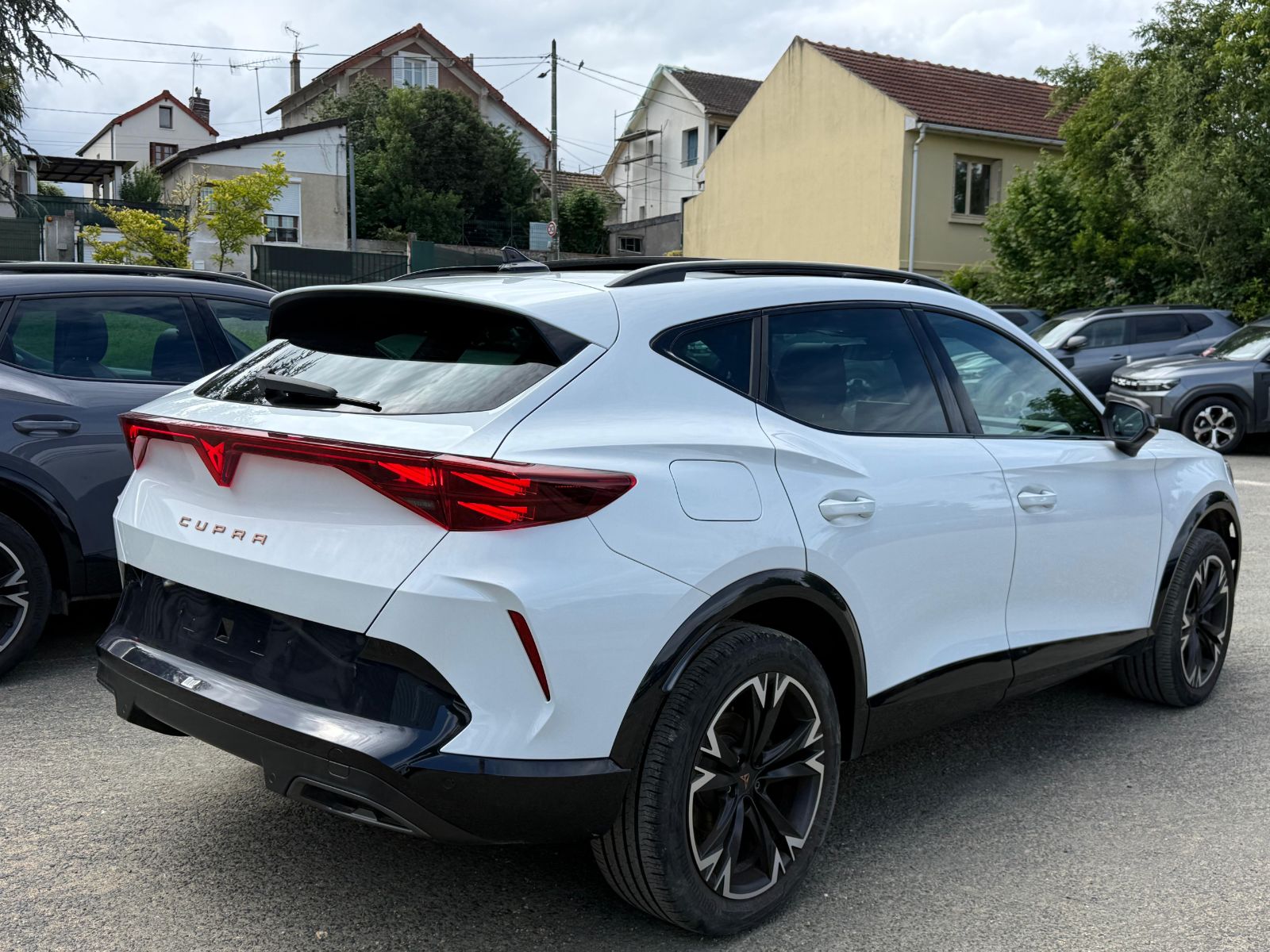 CUPRA FORMENTOR PH2 1.5 eTSI 150 ch DSG7 V – TOIT PANO – 5P occasion - Leader export auto Algérie, licence moudjahidine, CCR (Vue 6) - DJCAR