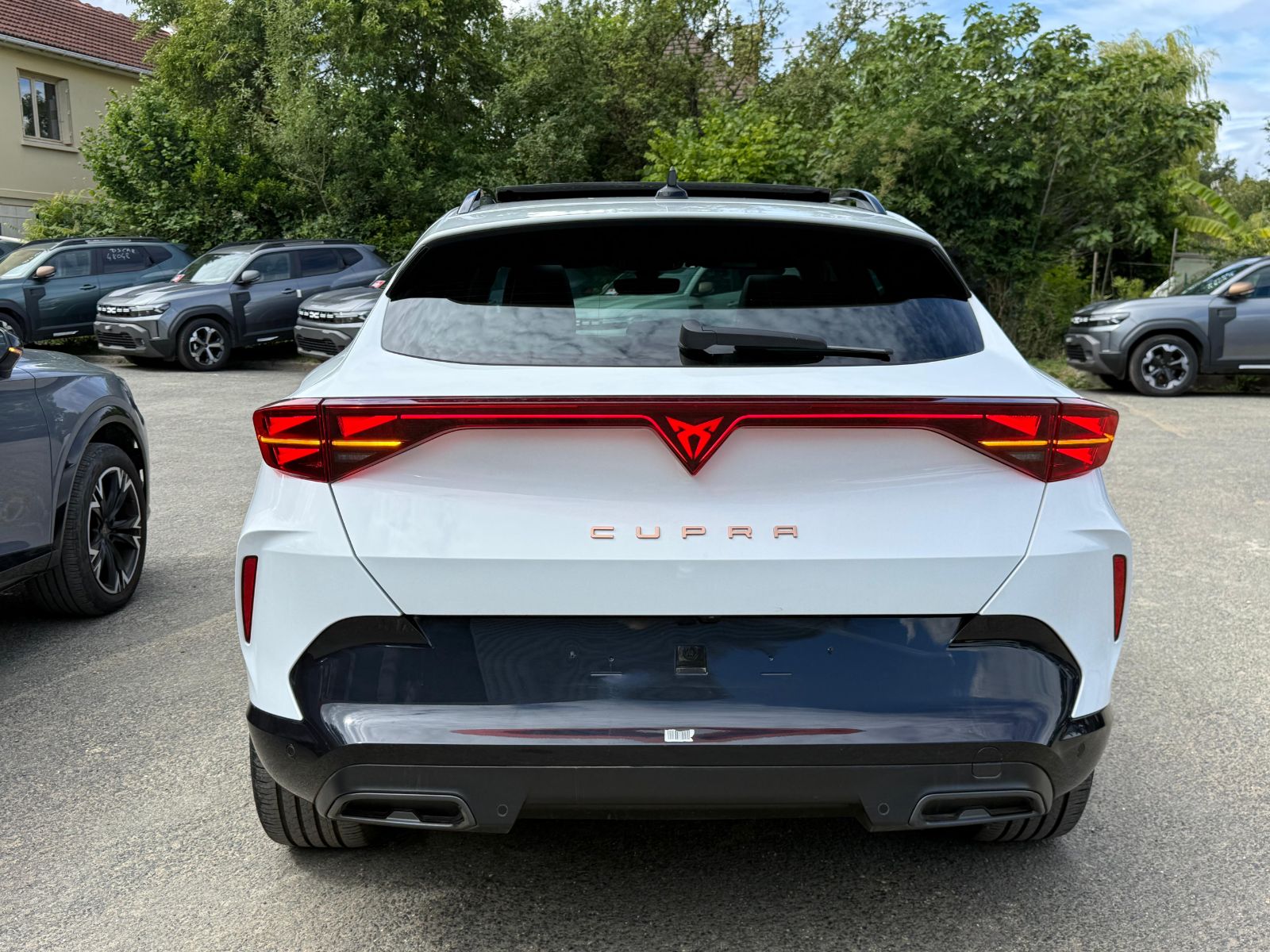 CUPRA FORMENTOR PH2 1.5 eTSI 150 ch DSG7 V – TOIT PANO – 5P occasion - Leader export auto Algérie, licence moudjahidine, CCR (Vue 7) - DJCAR