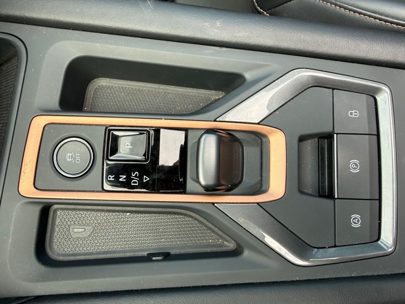 CUPRA FORMENTOR PH2 1.5 eTSI 150 ch DSG7 V – TOIT PANO – 5P occasion - Leader export auto Algérie, licence moudjahidine, CCR (Vue 20) - DJCAR