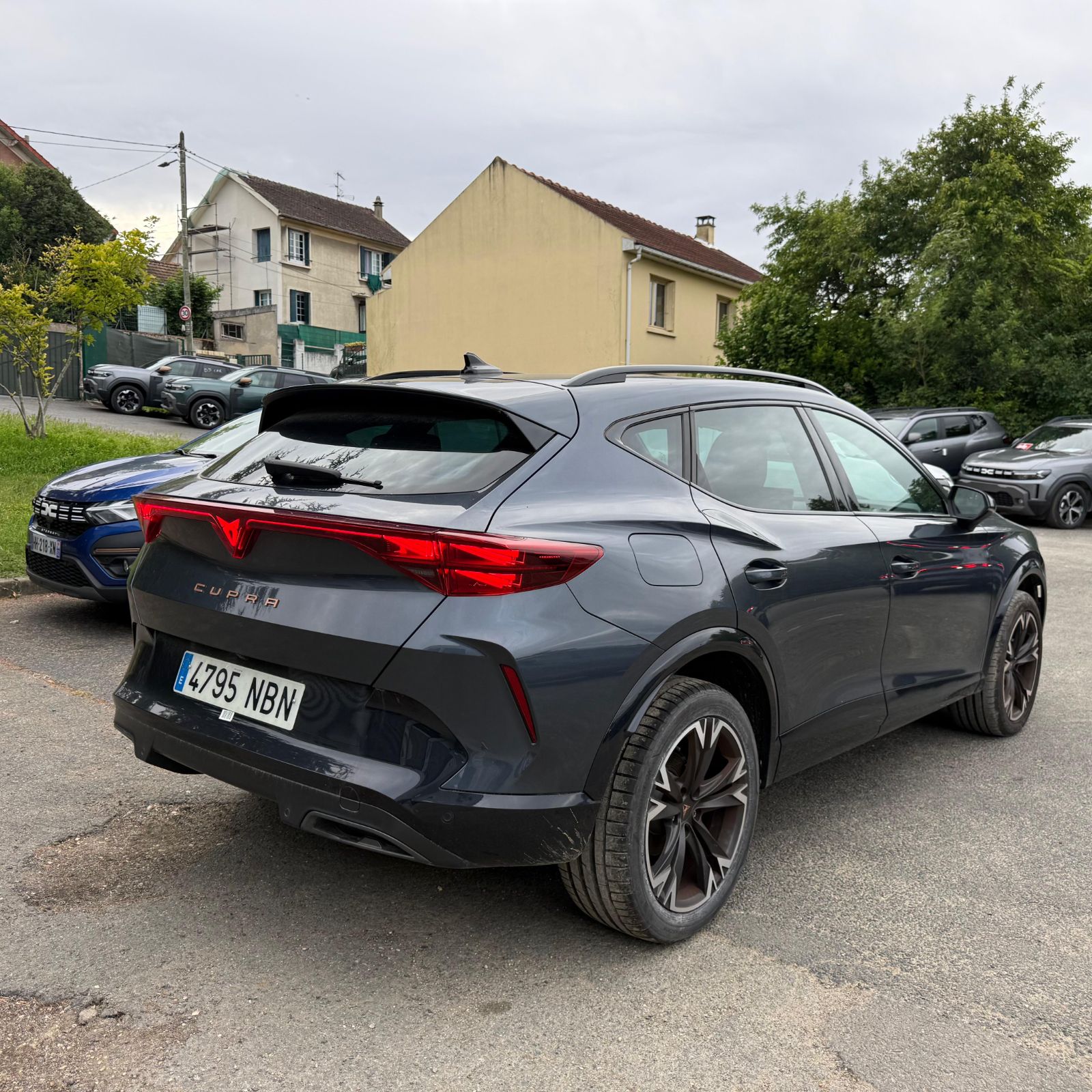 CUPRA FORMENTOR PH2 1.5 eTSI 150 ch DSG7 V – TOIT PANO – 5P occasion - Leader export auto Algérie, licence moudjahidine, CCR (Vue 4) - DJCAR